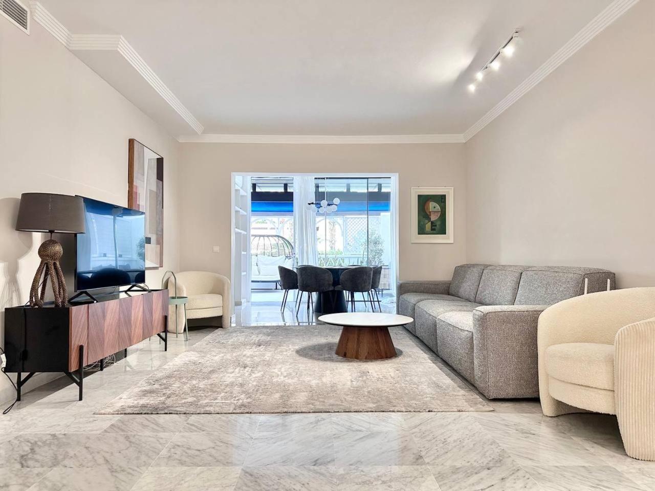 Two-Bedroom Apartment with Terrace