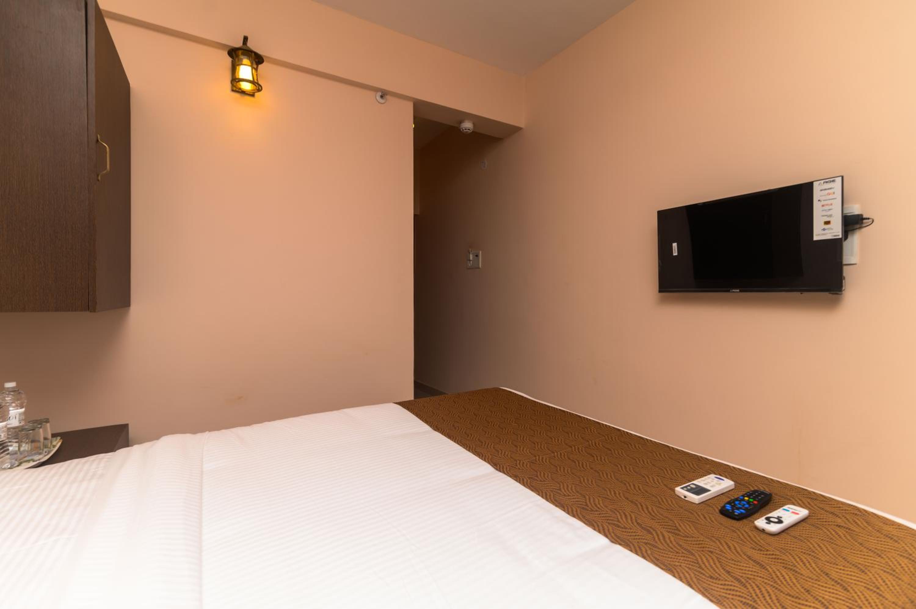 Economy Double Room photo 3