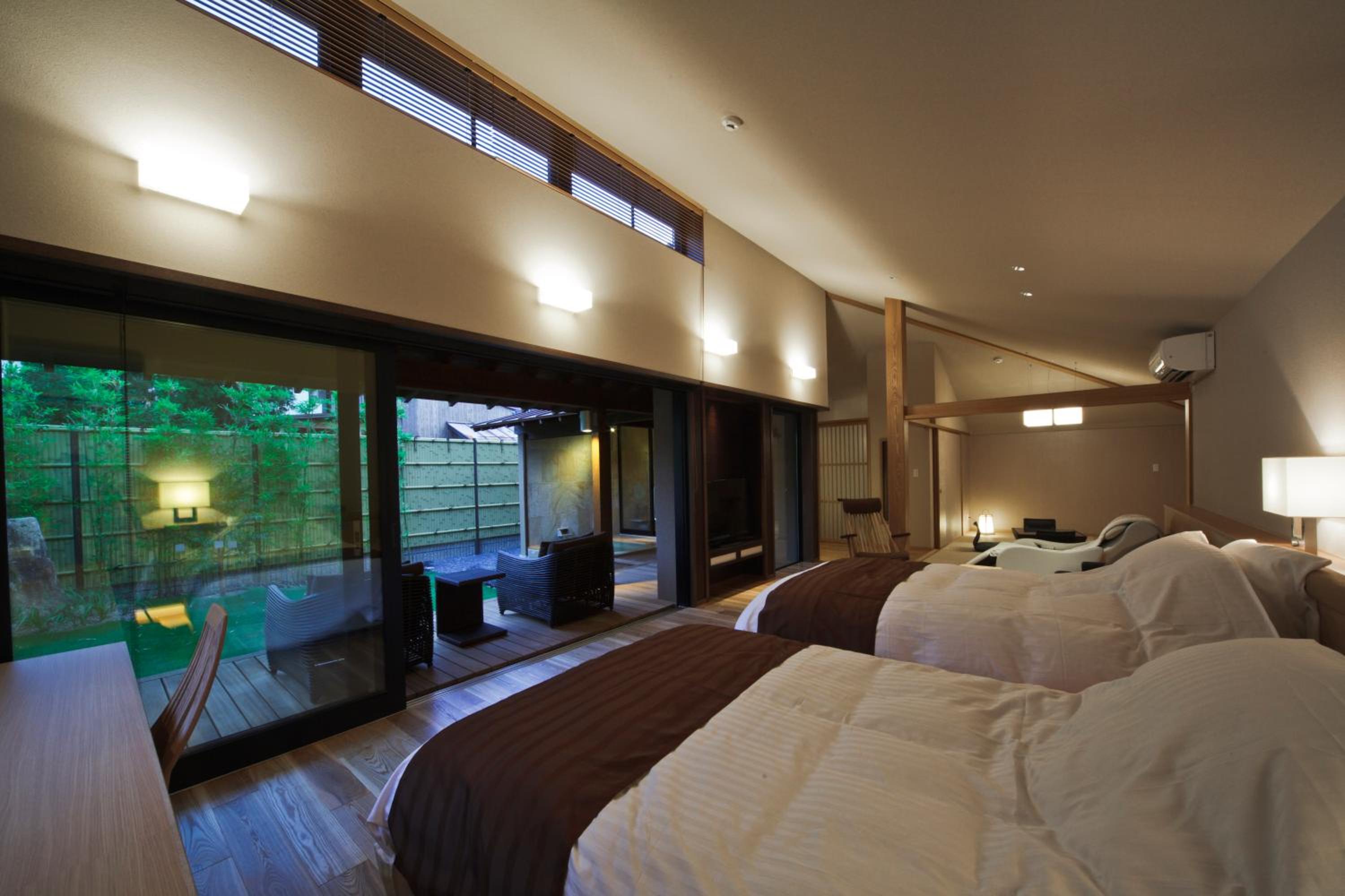 Suite with Terrace photo 2