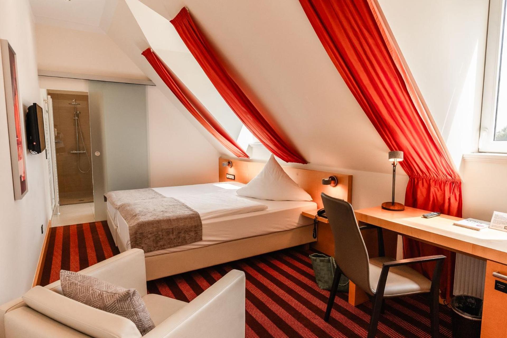Economy Double Room