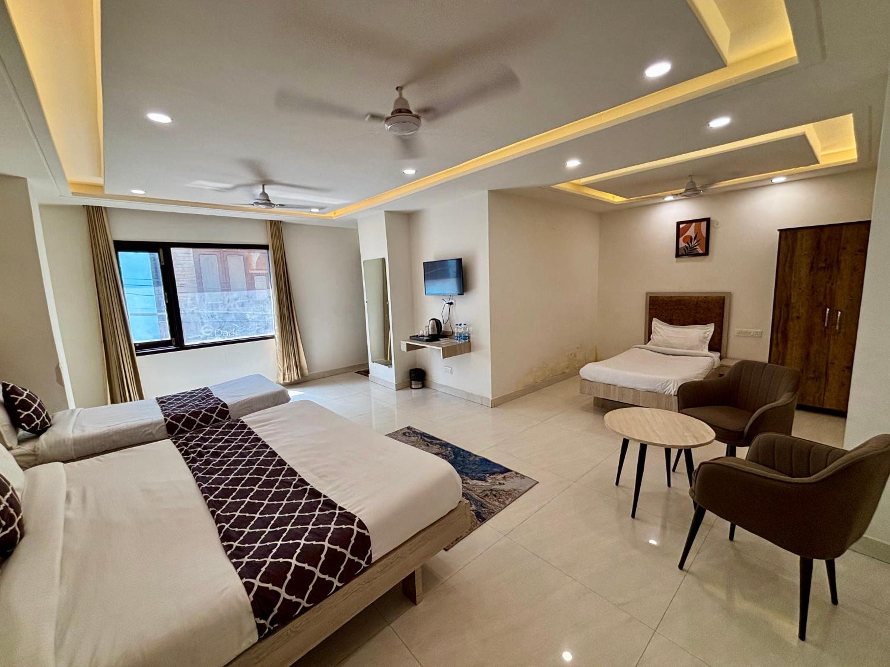 Superior Family Room