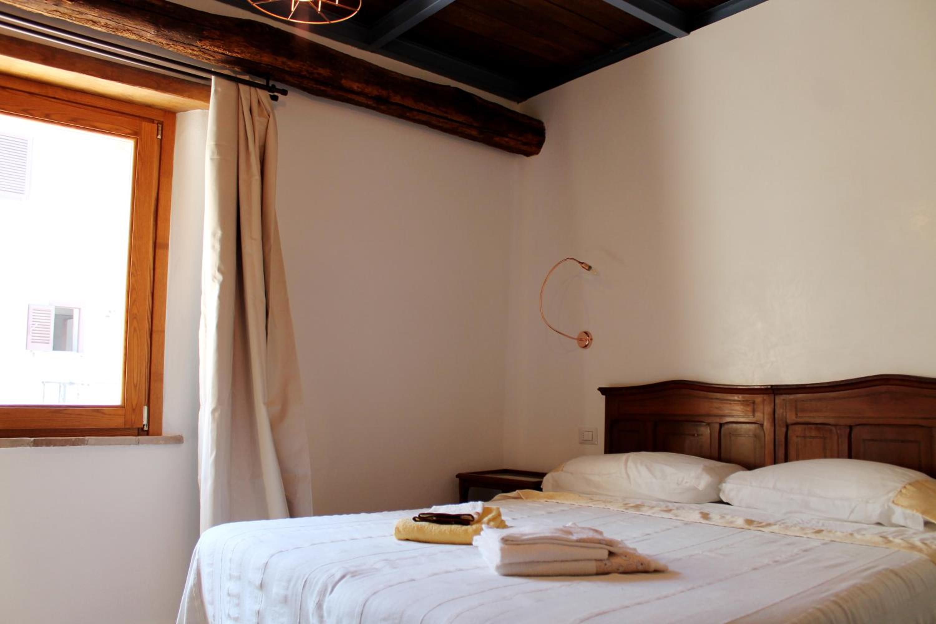 Standard Double Room - Photo 1