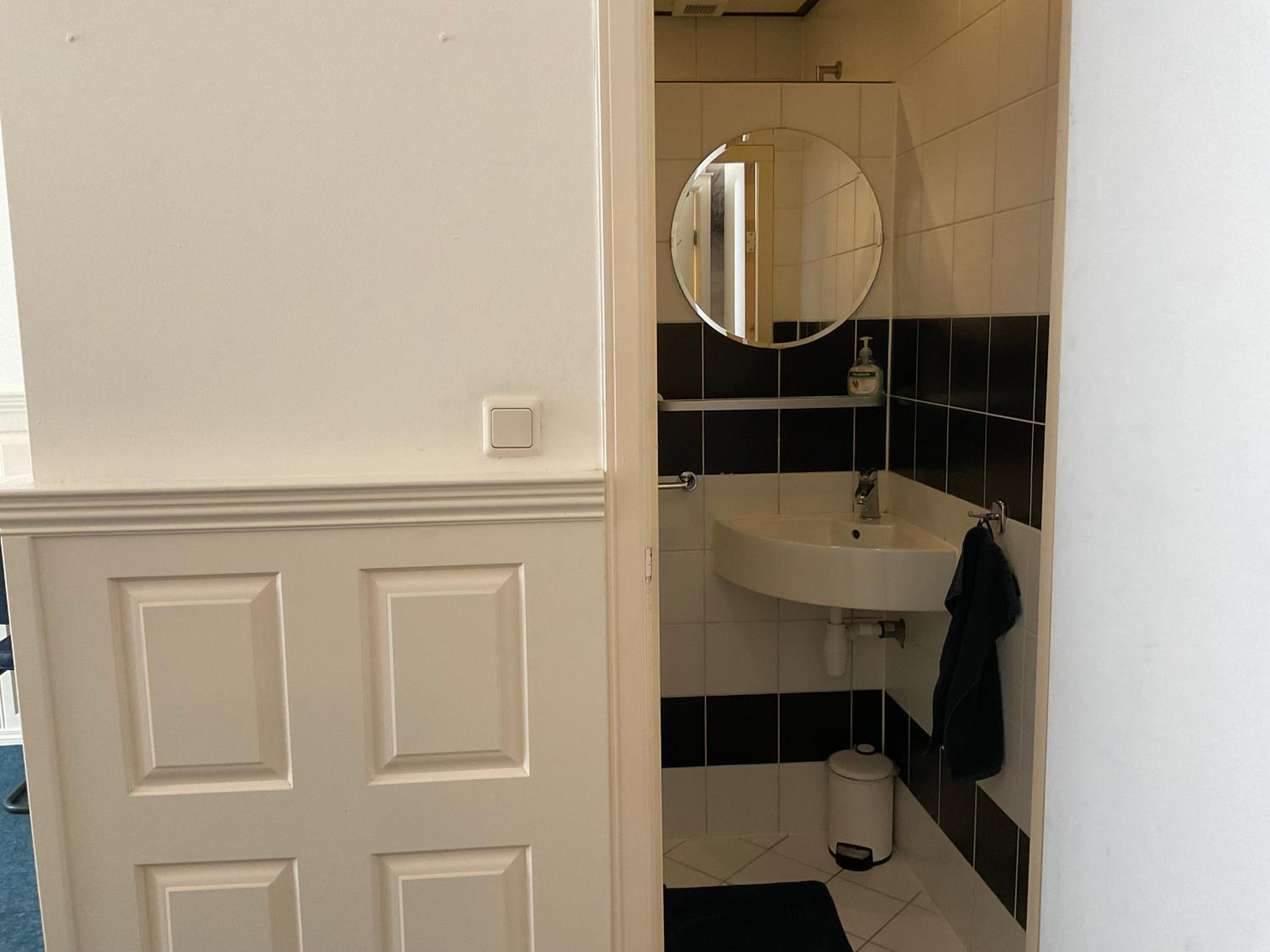 Double Room with Garden View - Photo 5