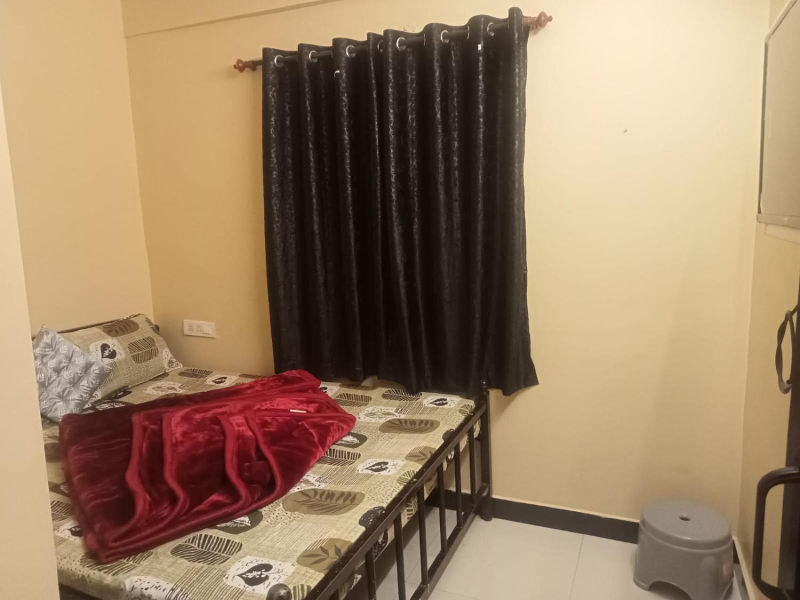 Deluxe Double Room (2 Adults + 1 Child)