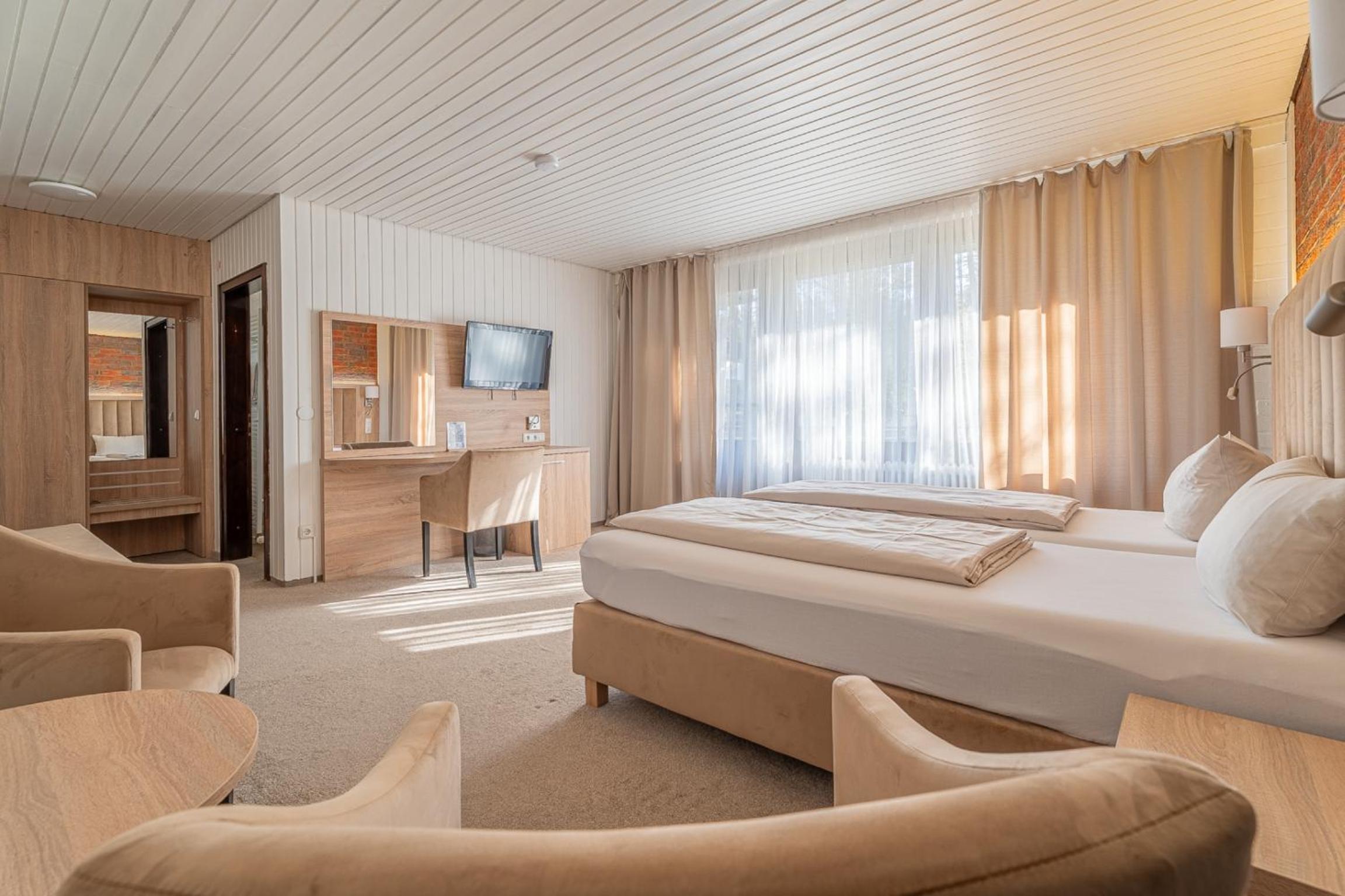 Deluxe Triple Room photo 3