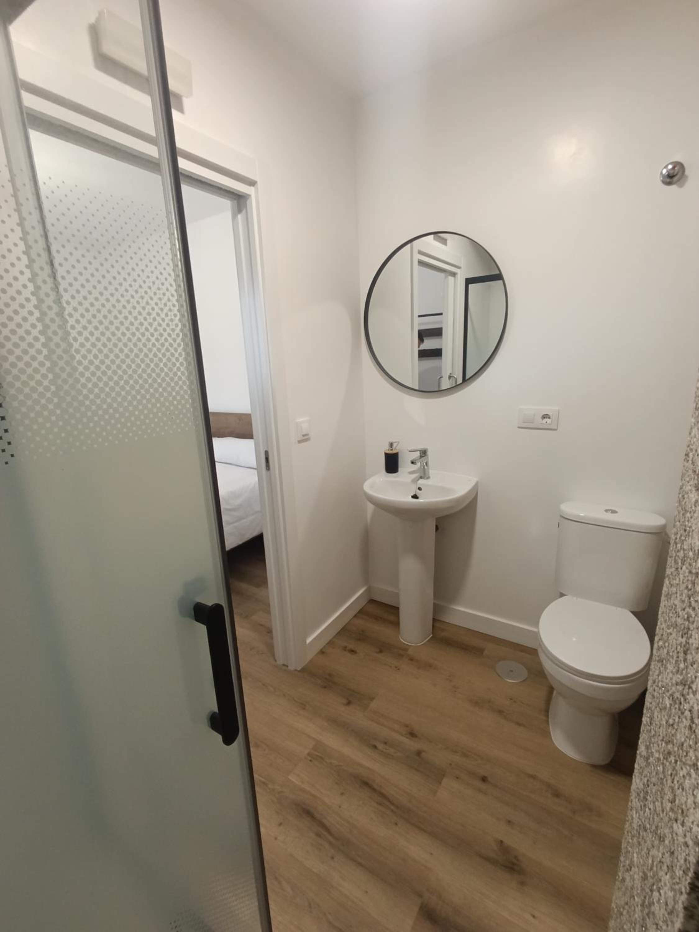 Double Room with Private Bathroom photo 3