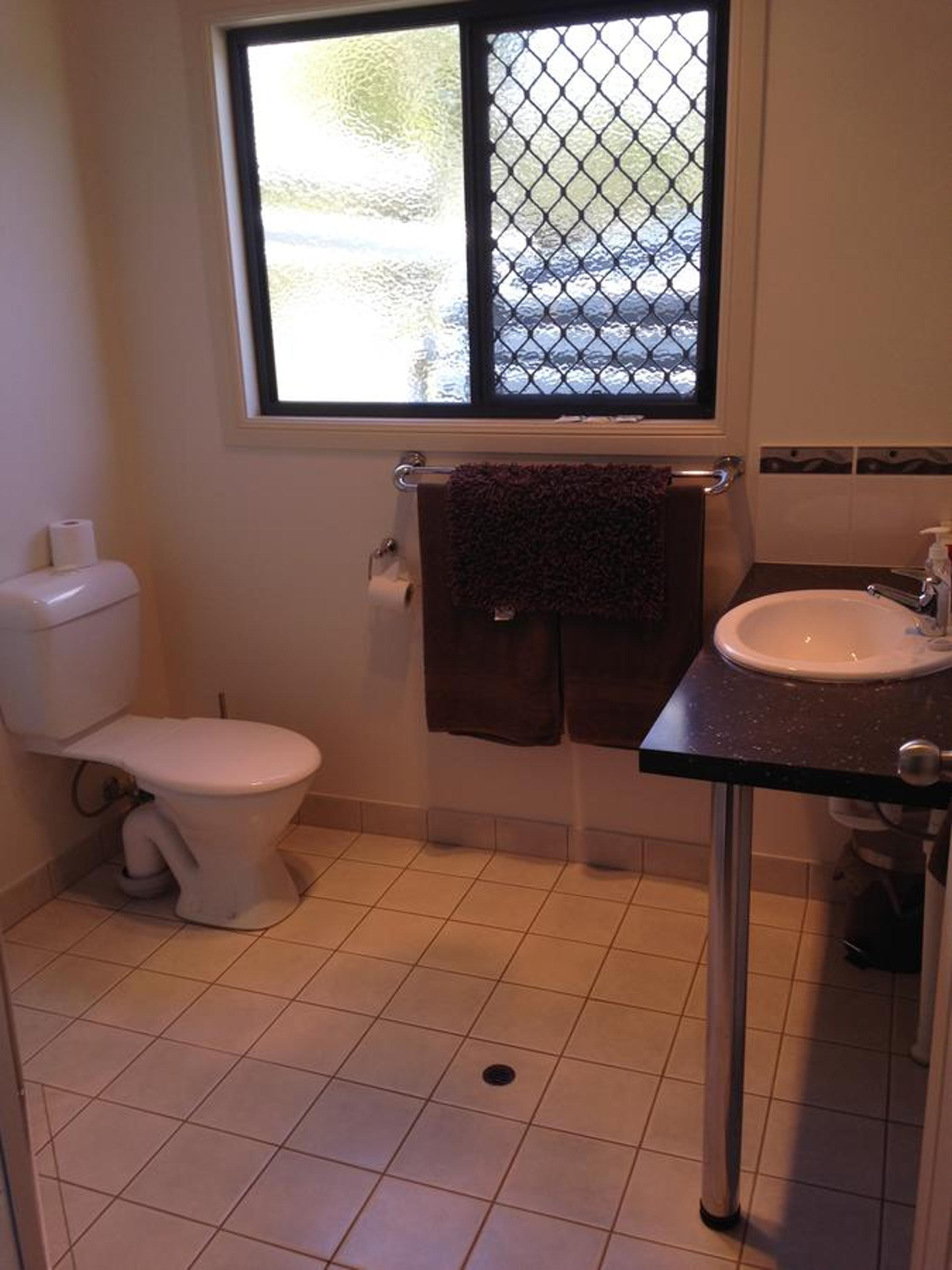 Quadruple Room With Shared Bathroom photo 3