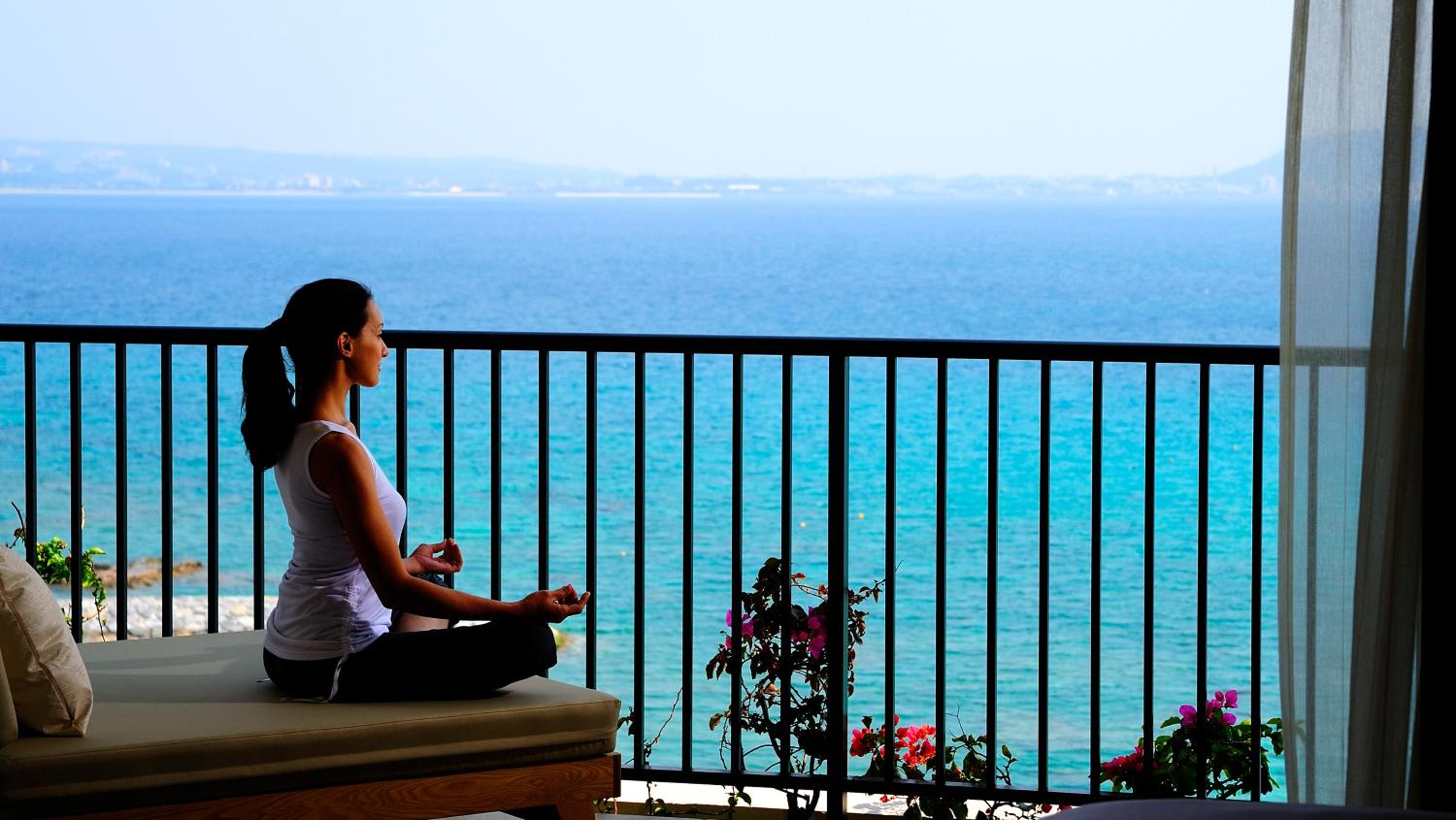 Deluxe Room with Ocean View and Lounge Access (Over 13 years old only)  photo 3