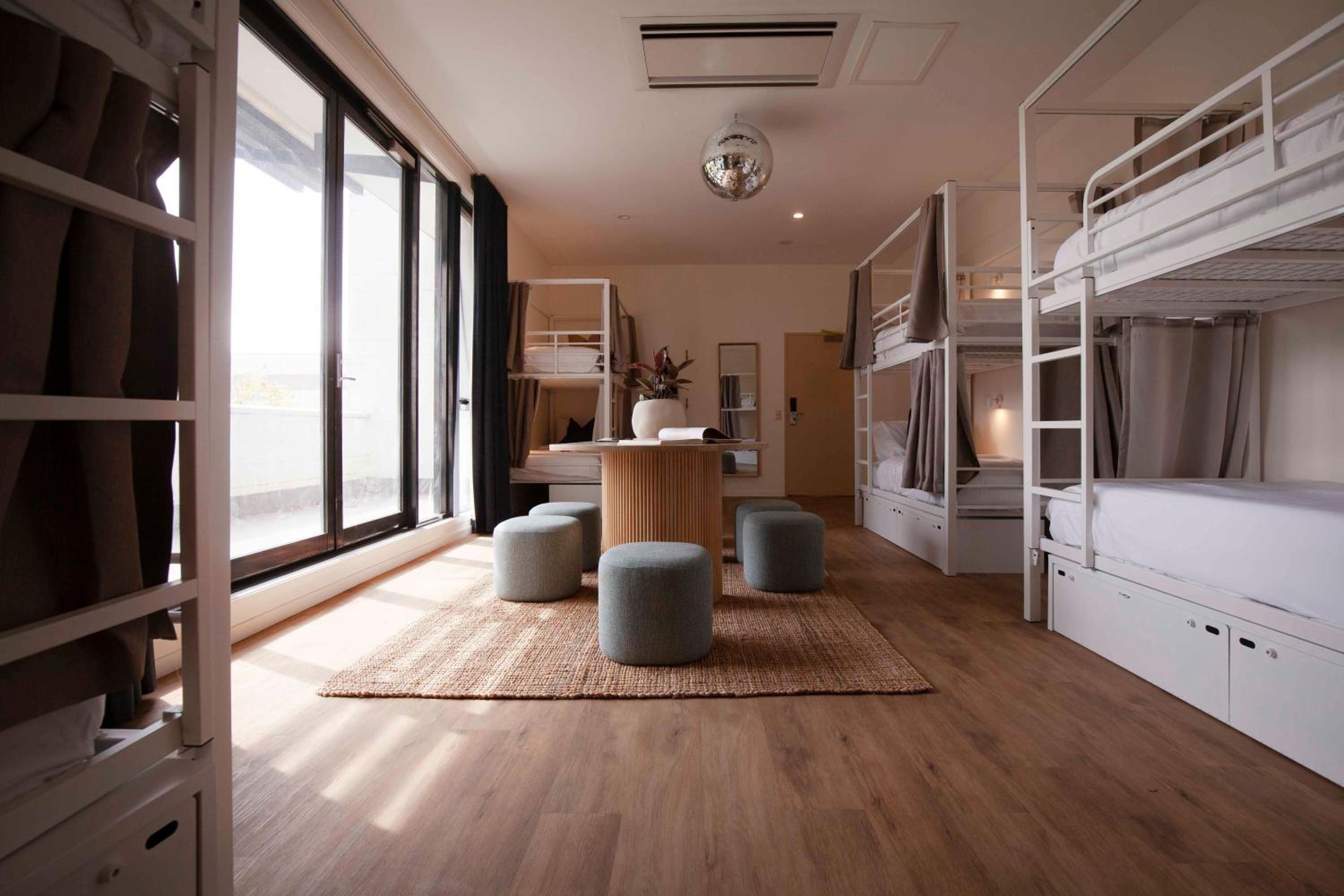 Entire 10 Bed Dorm photo 2