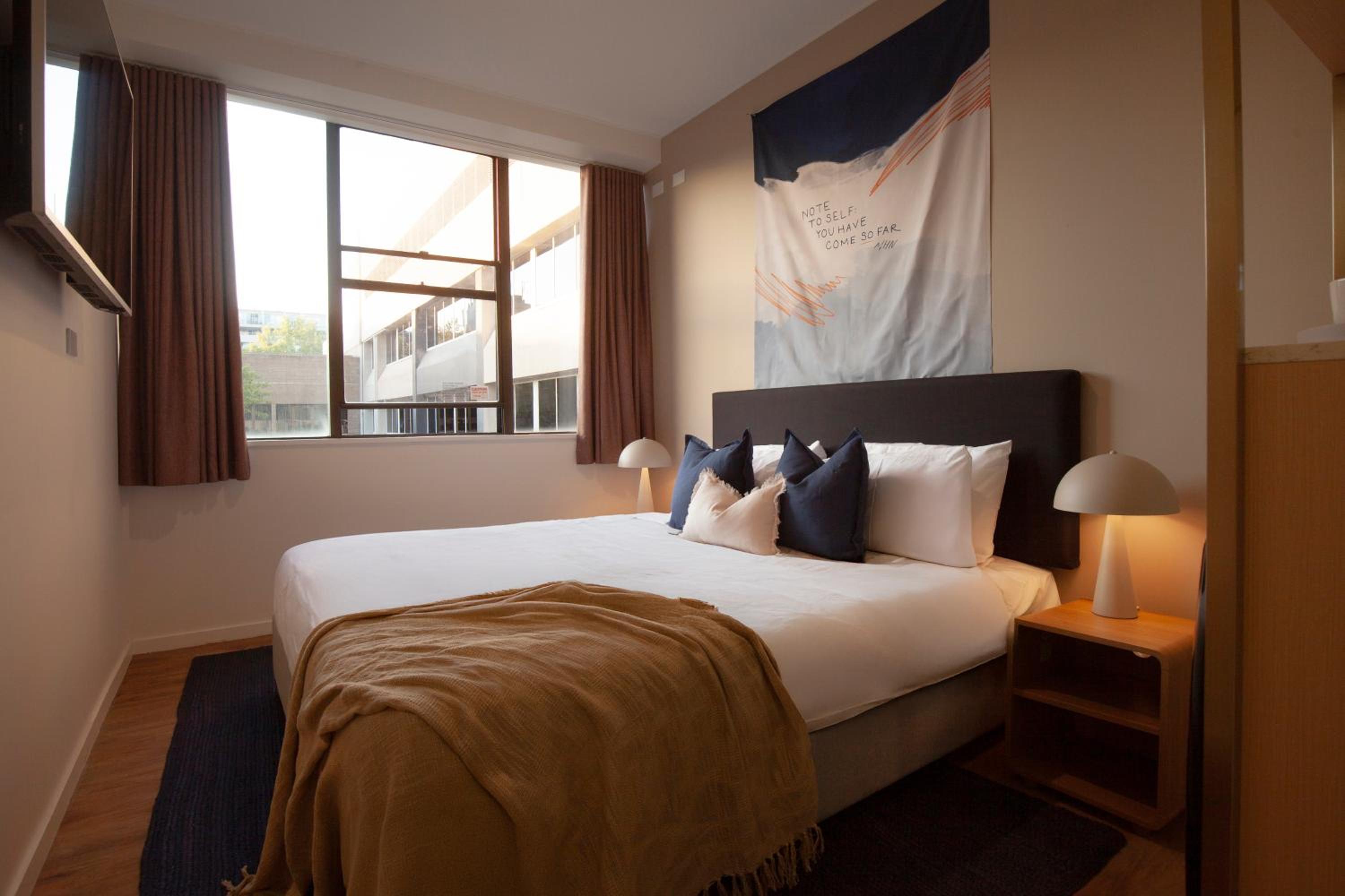 Private Compact Queen Room photo 2
