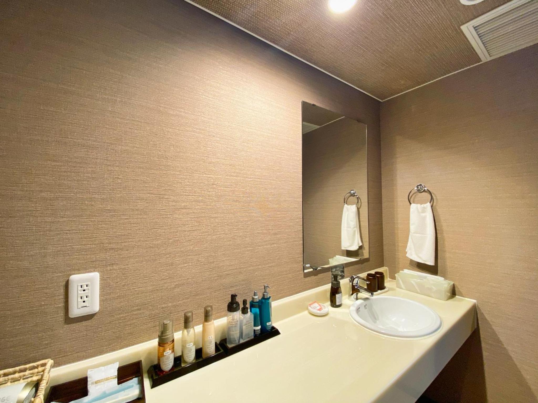 Superior Quadruple Room photo 3