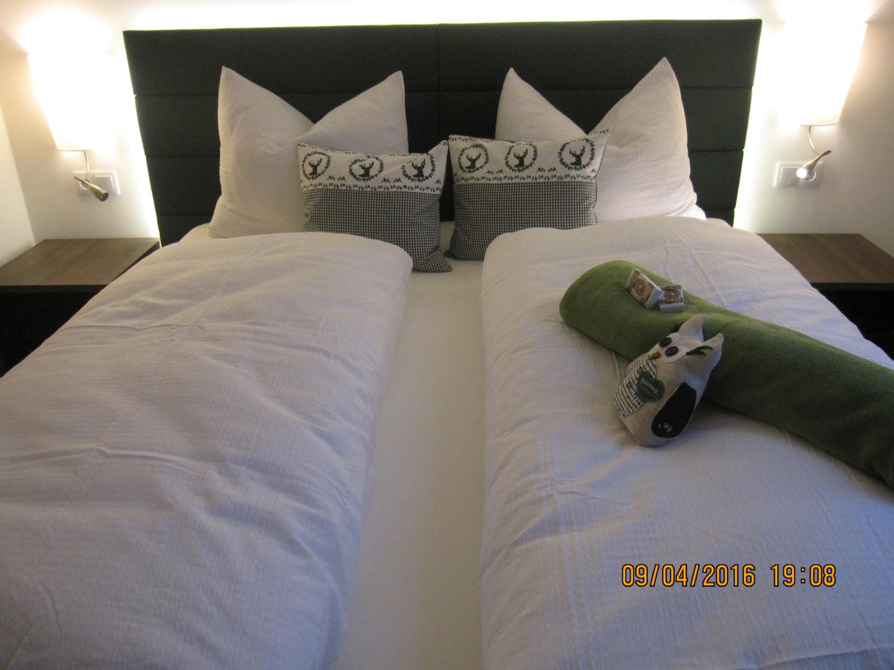 One-Bedroom Apartment with Balcony - Photo 1