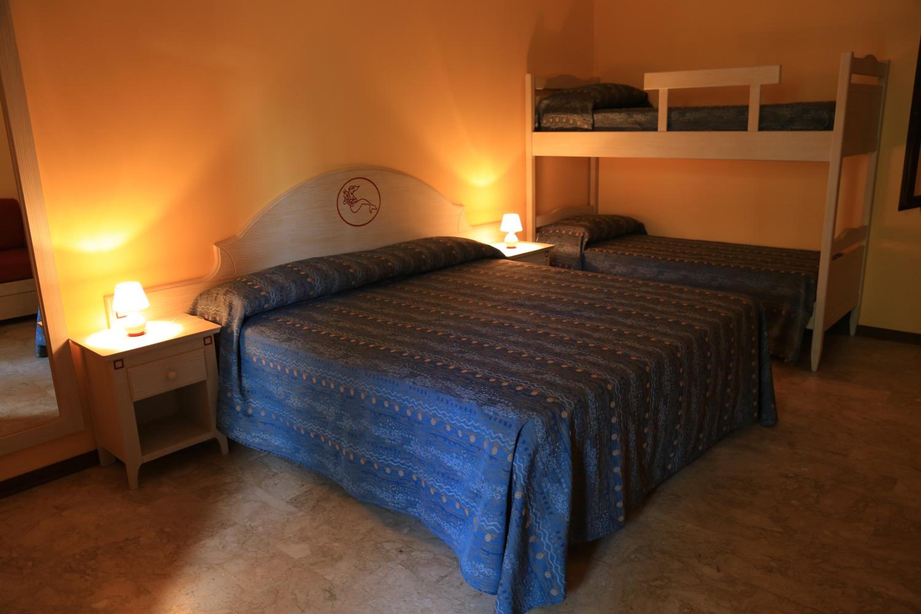 Triple Room - Photo 8