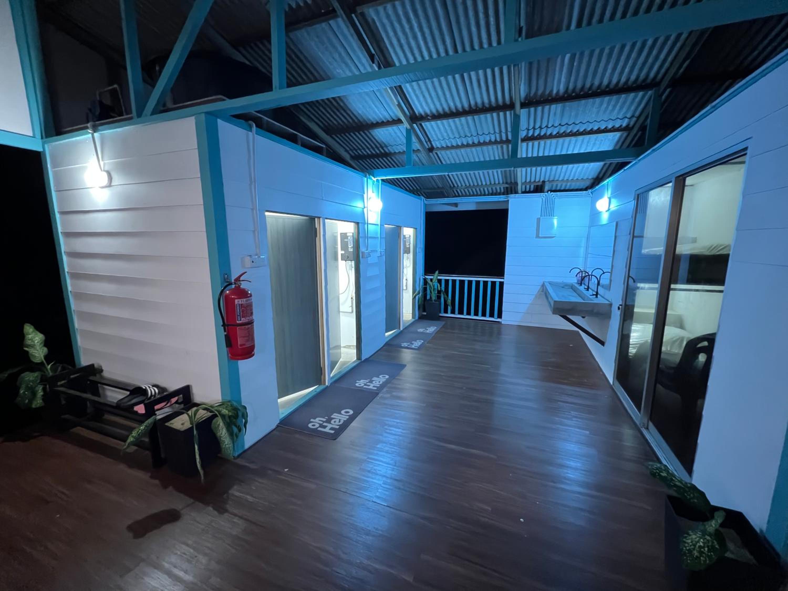 Bed in 8-Bed Mixed Dormitory Room photo 1