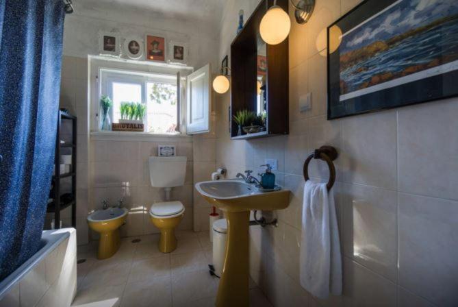 Standard Double or Twin Room with Shared Bathroom photo 1