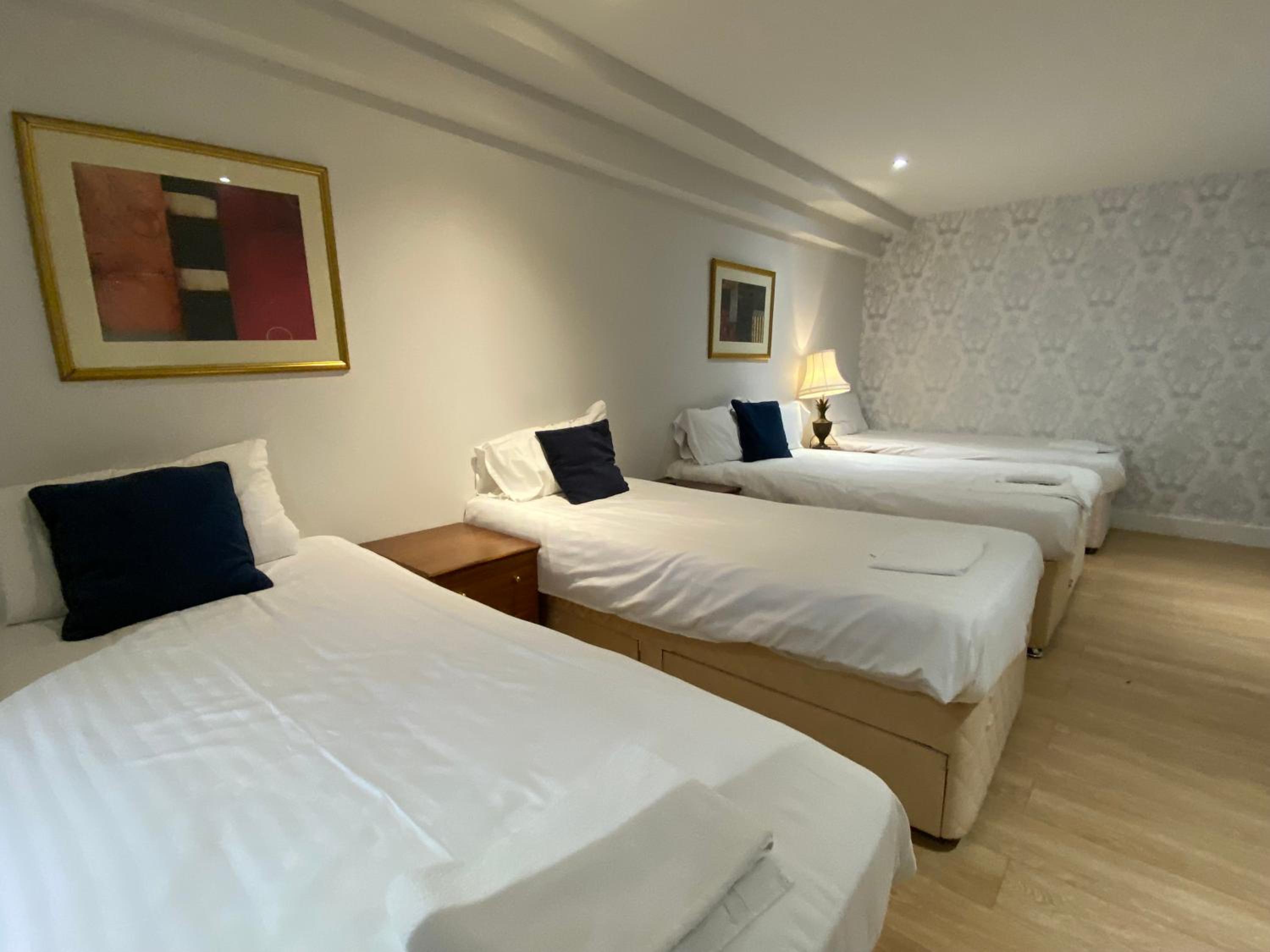 Classic Quadruple Room