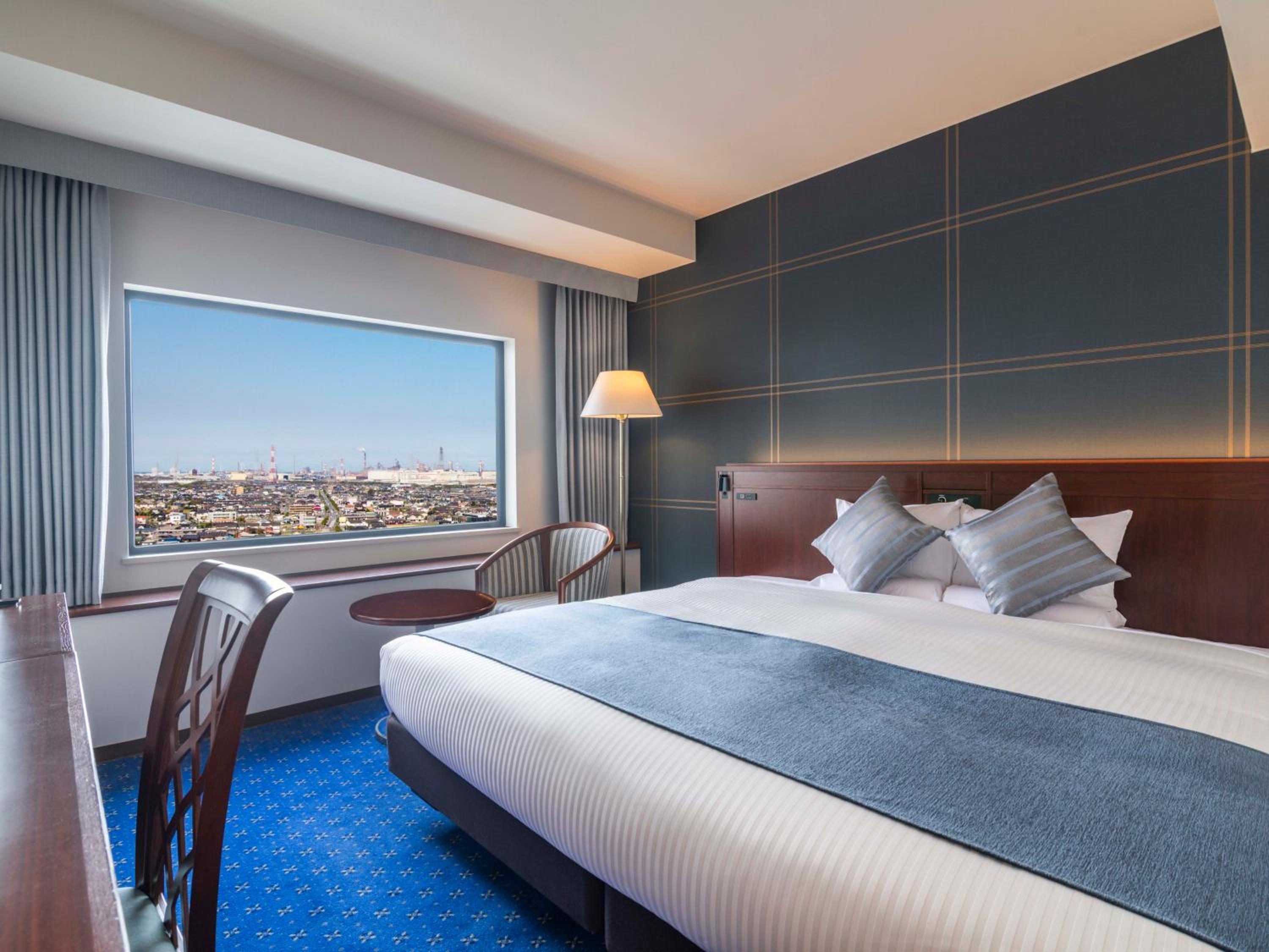 Comfort King Room - Non-Smoking photo 1