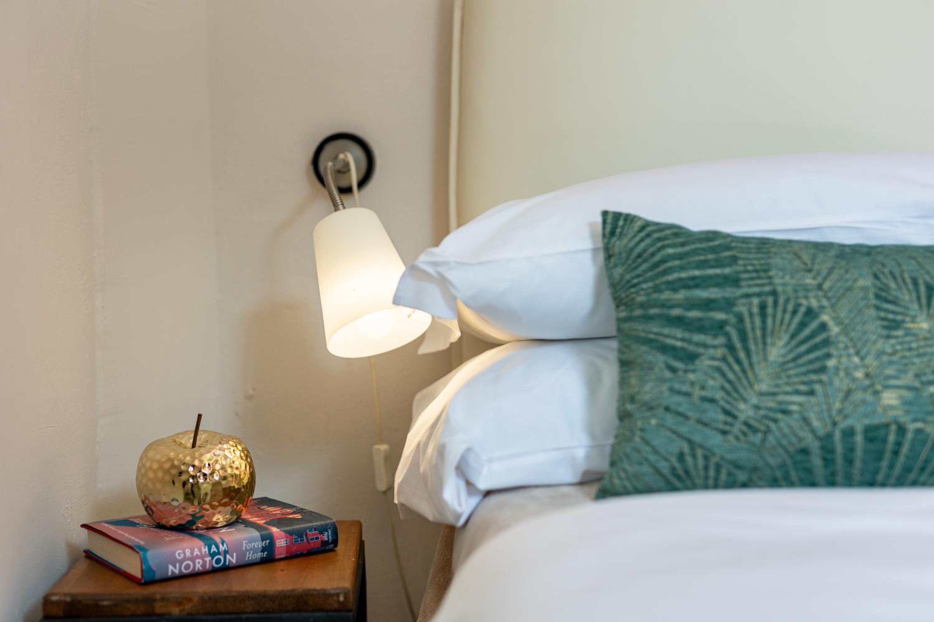 Superior Double or Twin Room - Photo 9