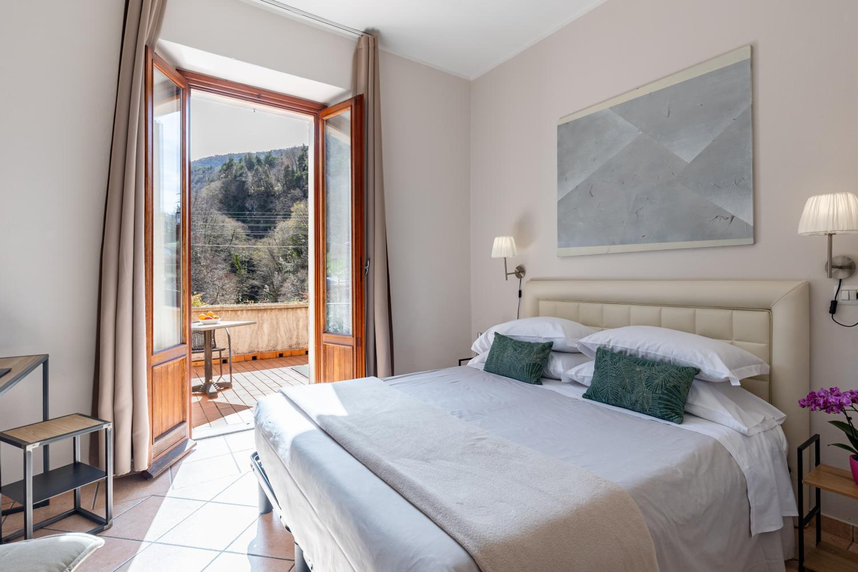 Superior Double or Twin Room - Photo 8