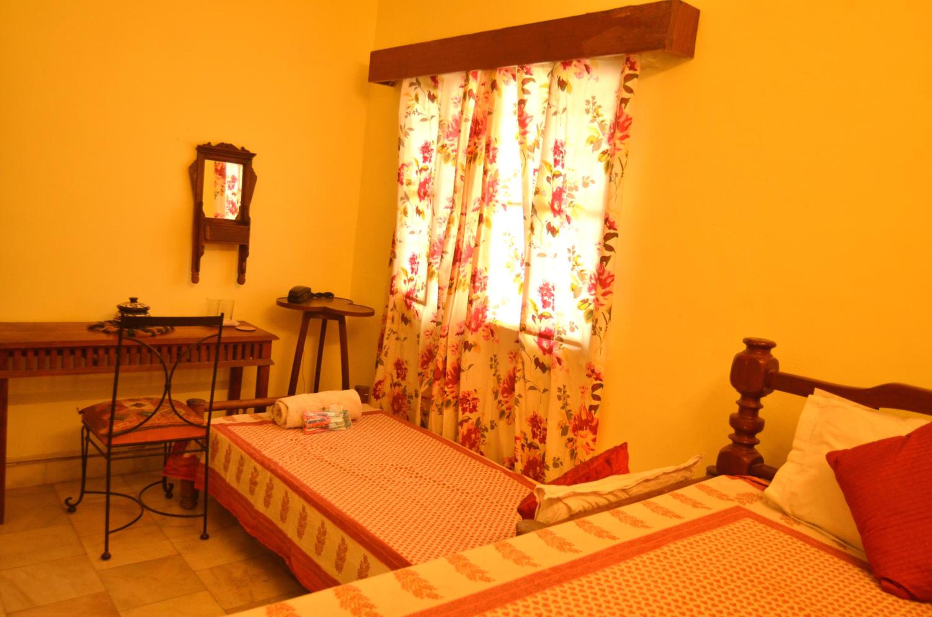 Budget Double Room - Photo 1