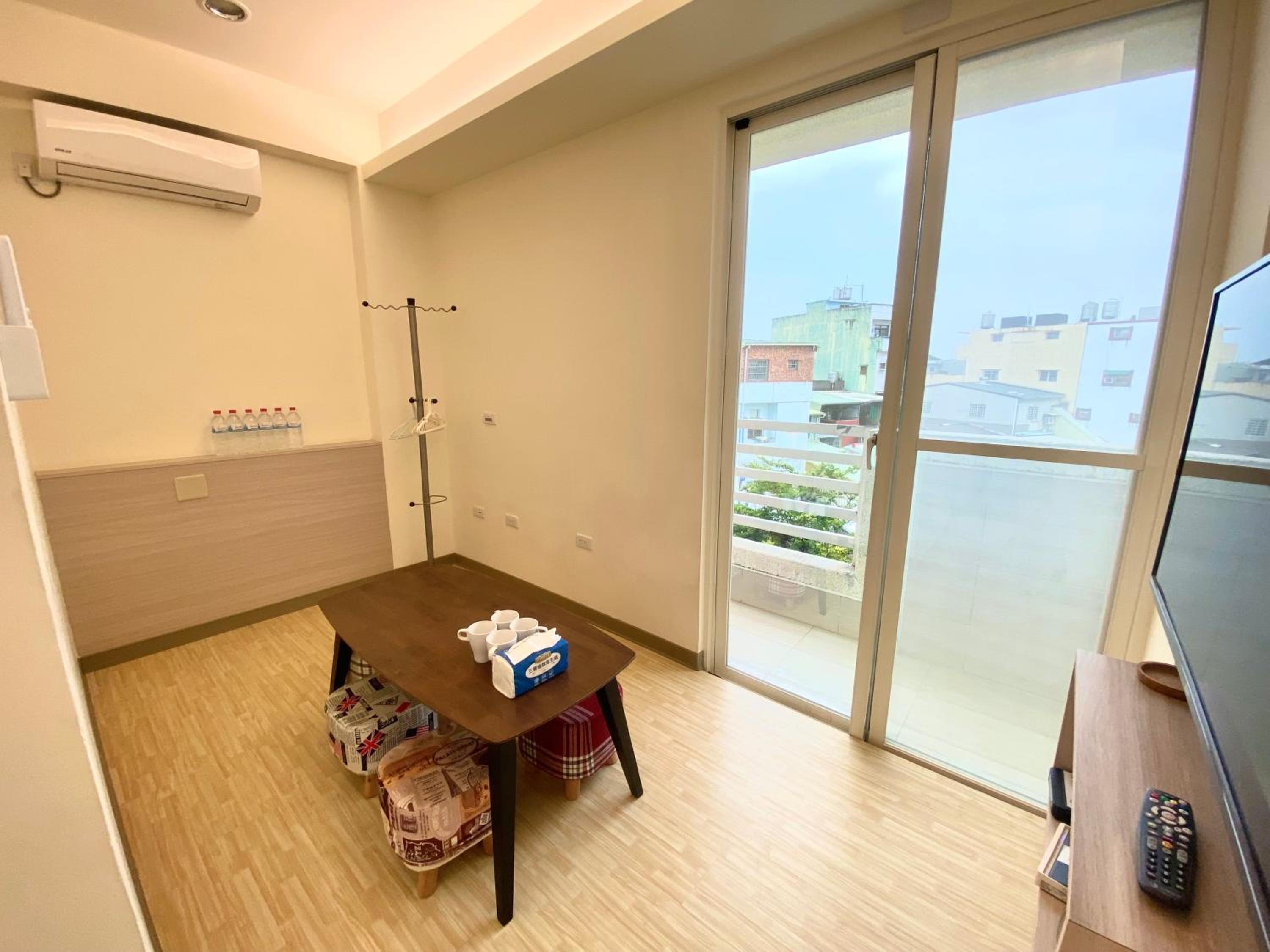 Quadruple Room with Private External Bathroom photo 3
