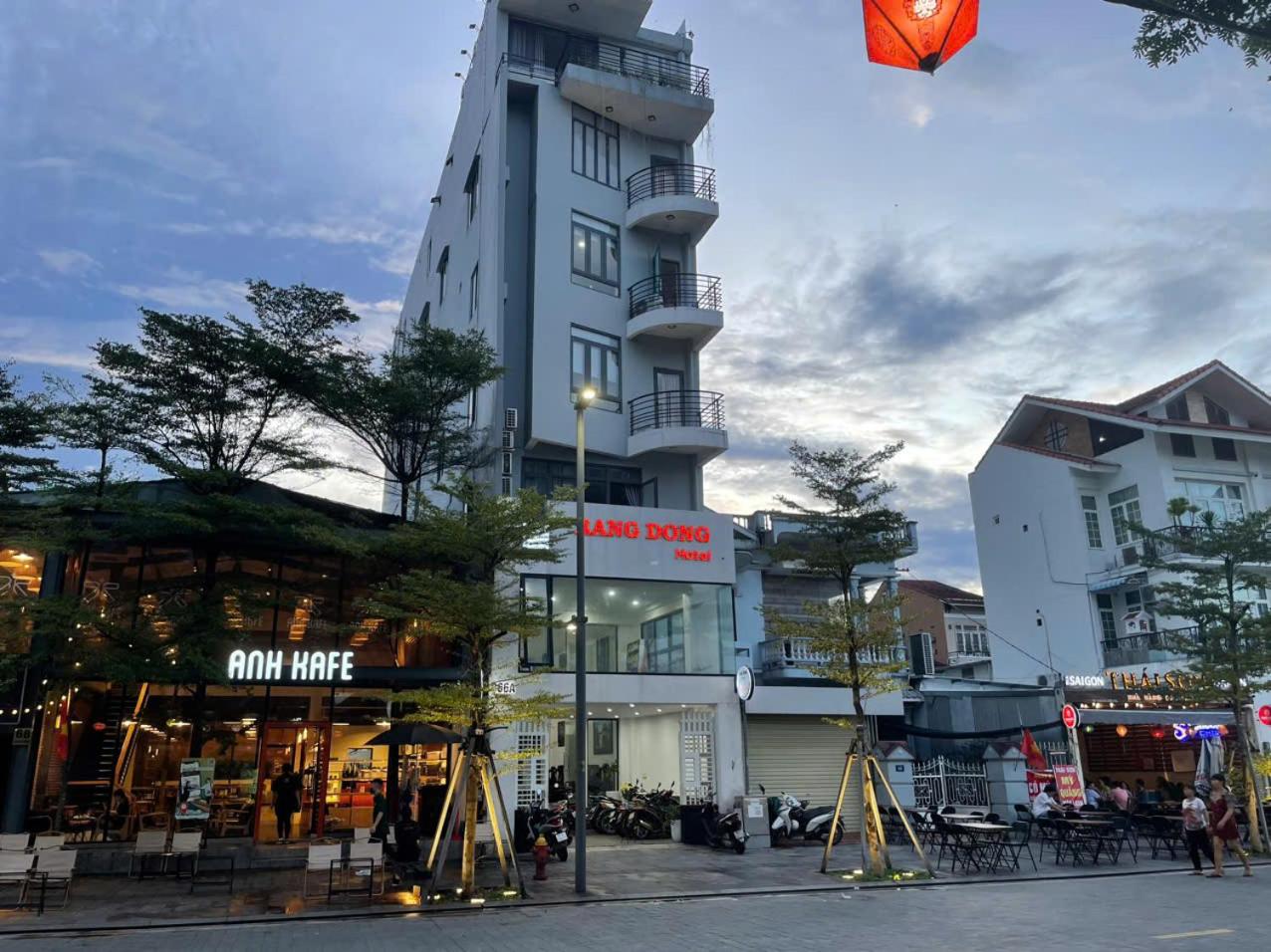 Two-Bedroom Apartment with Balcony
