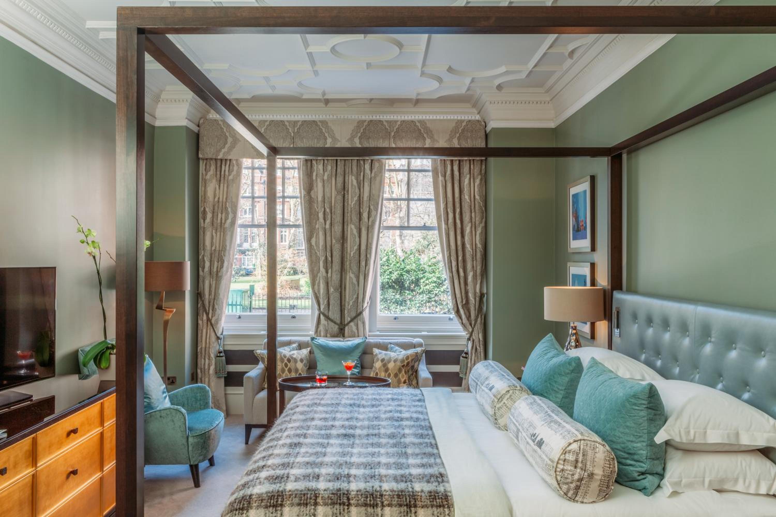 Signature Suite at 11 Cadogan Gardens photo 1