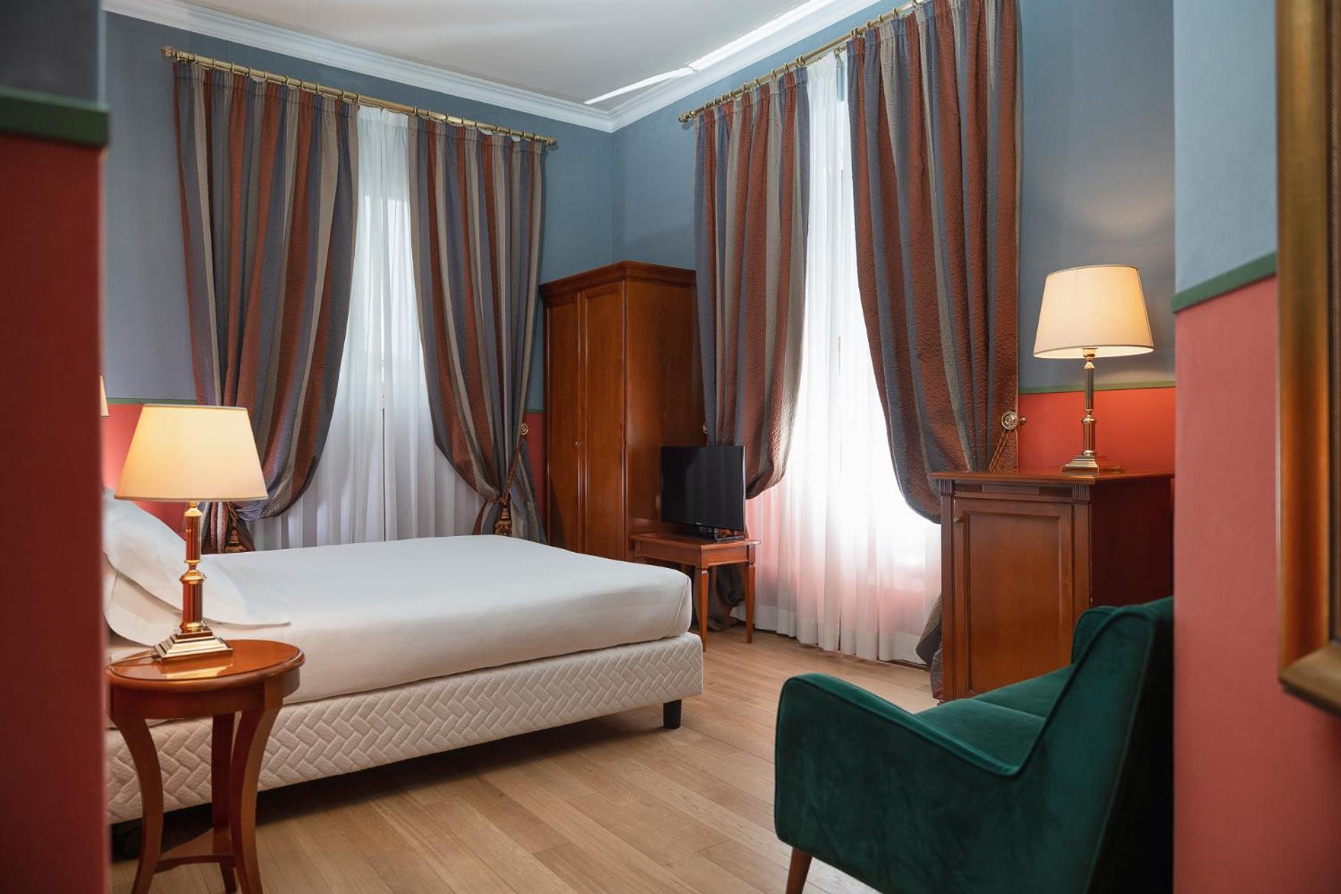 Superior Double or Twin Room photo 2