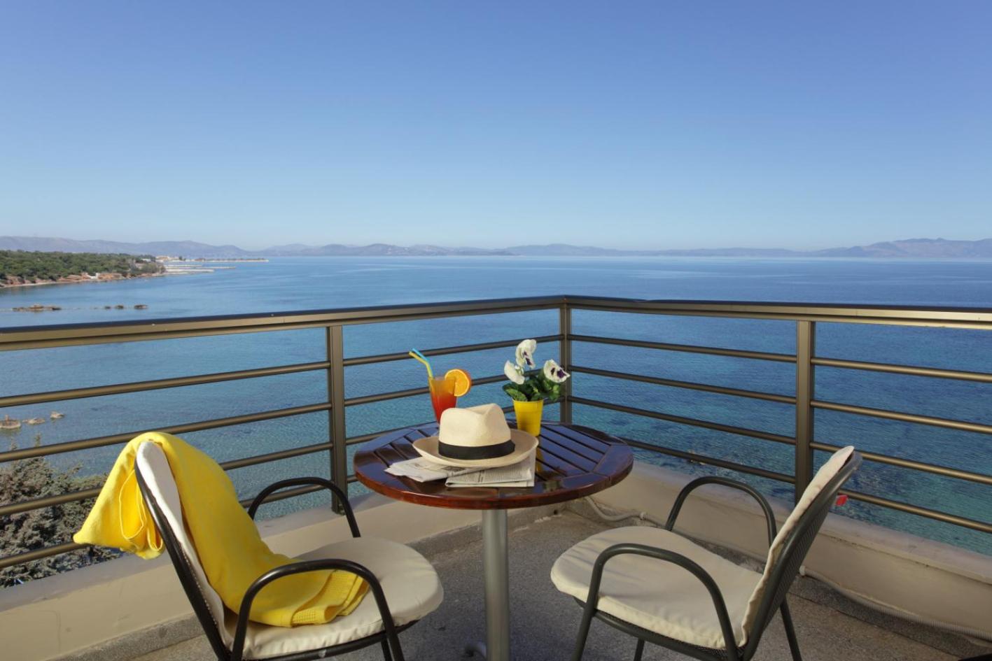 Double or Twin Room with Sea View photo 2