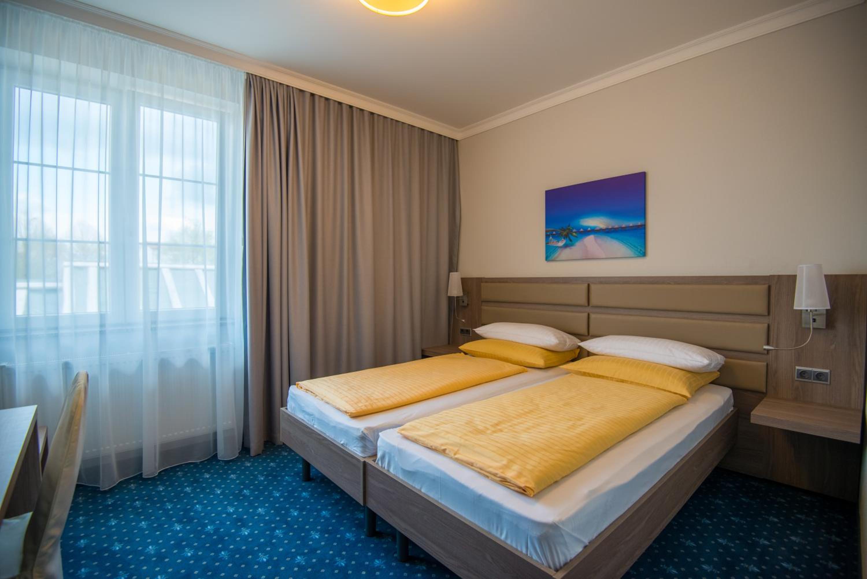 Single Room photo 2
