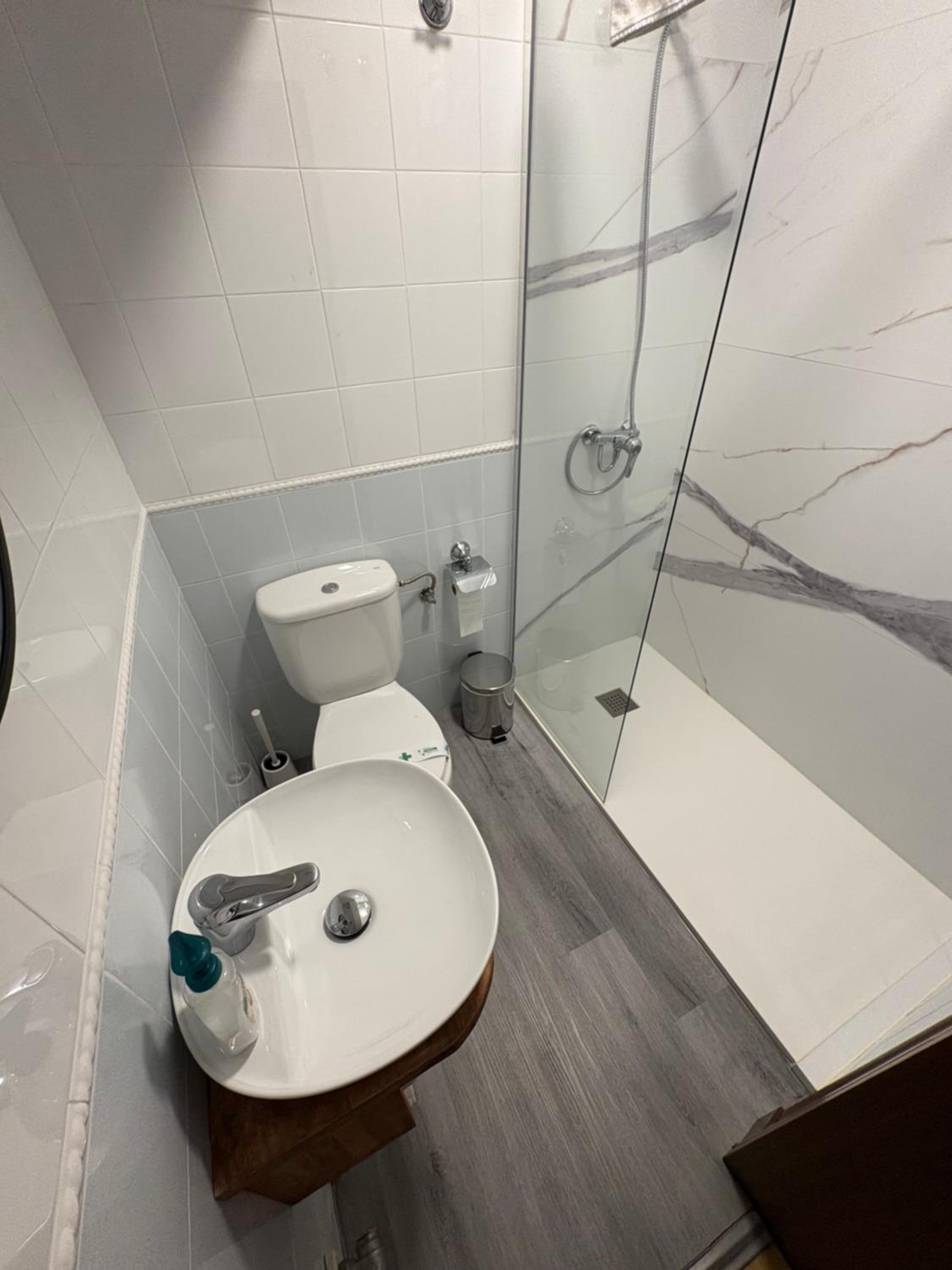 Triple Room with Private Bathroom