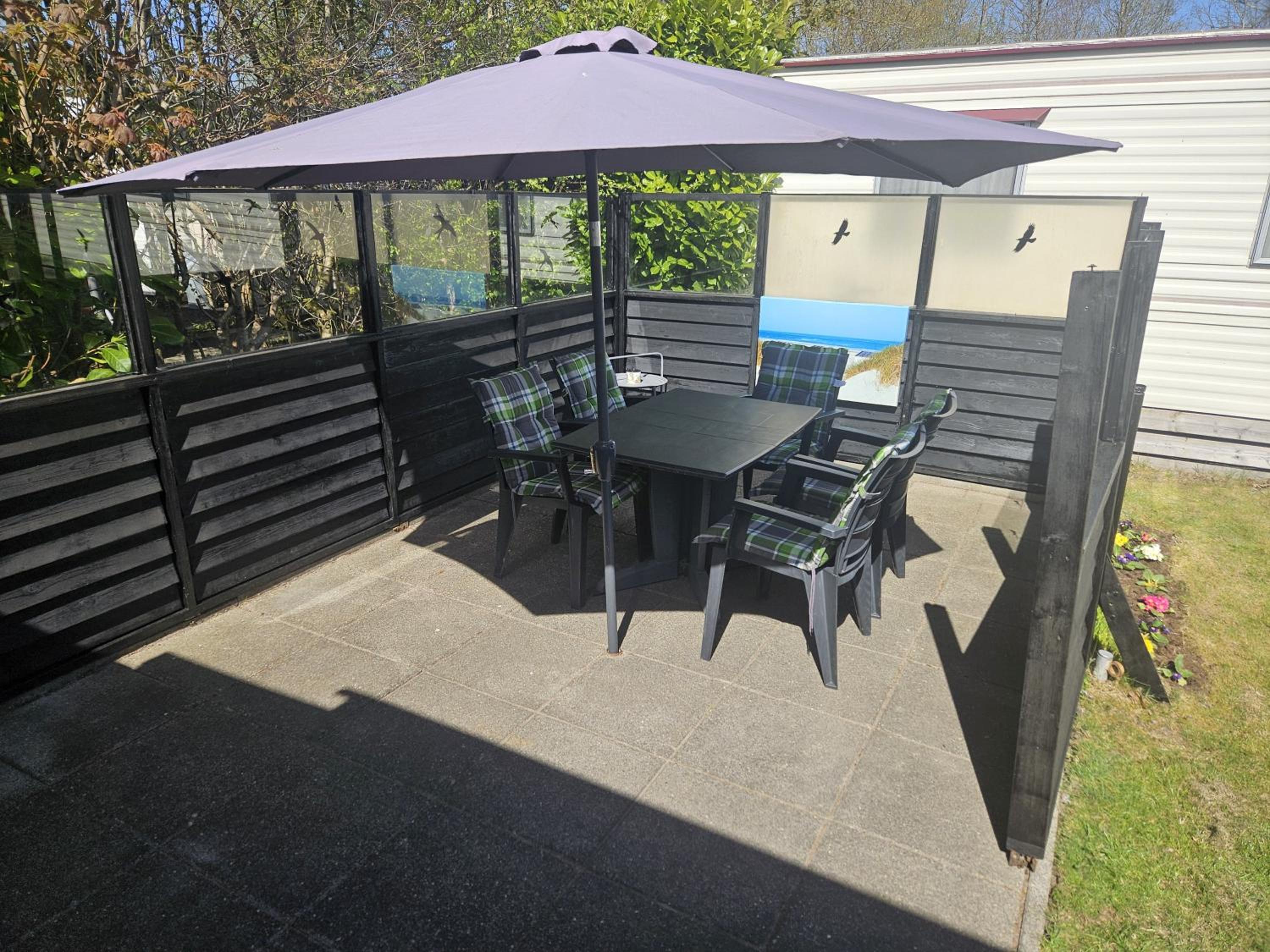 Mobile Home photo 3