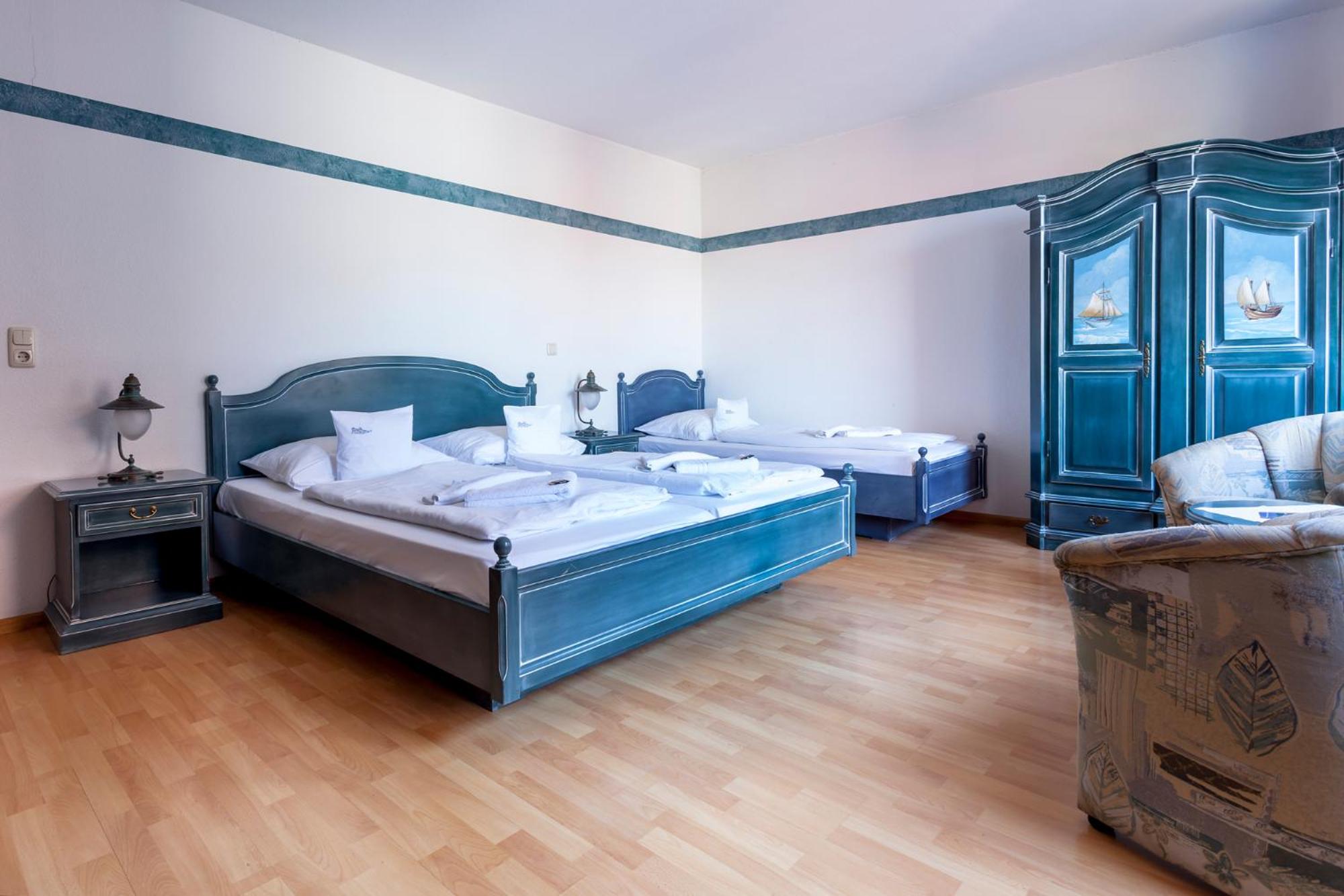 Triple Room with Bath