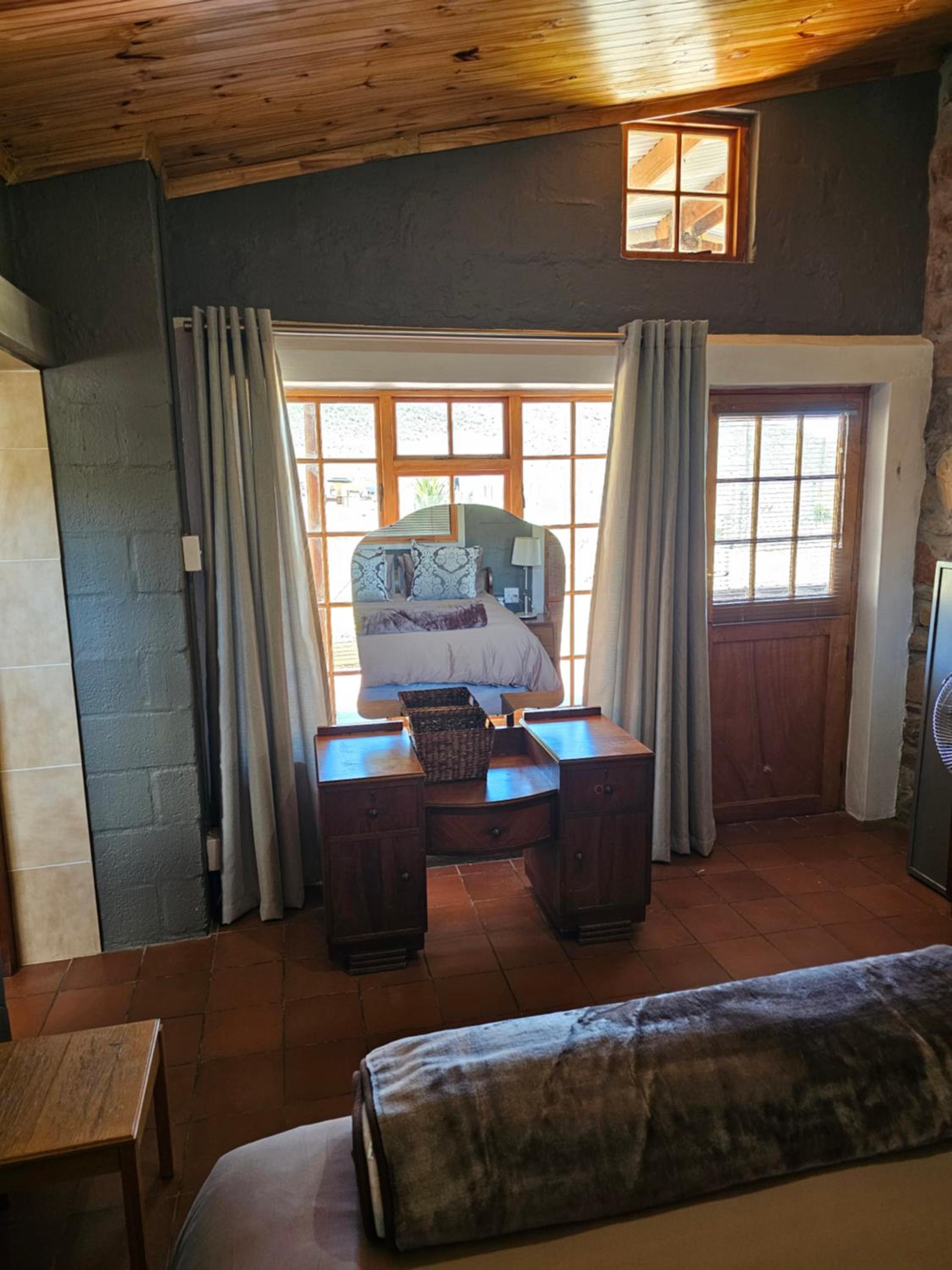 Three-Bedroom House - Photo 12