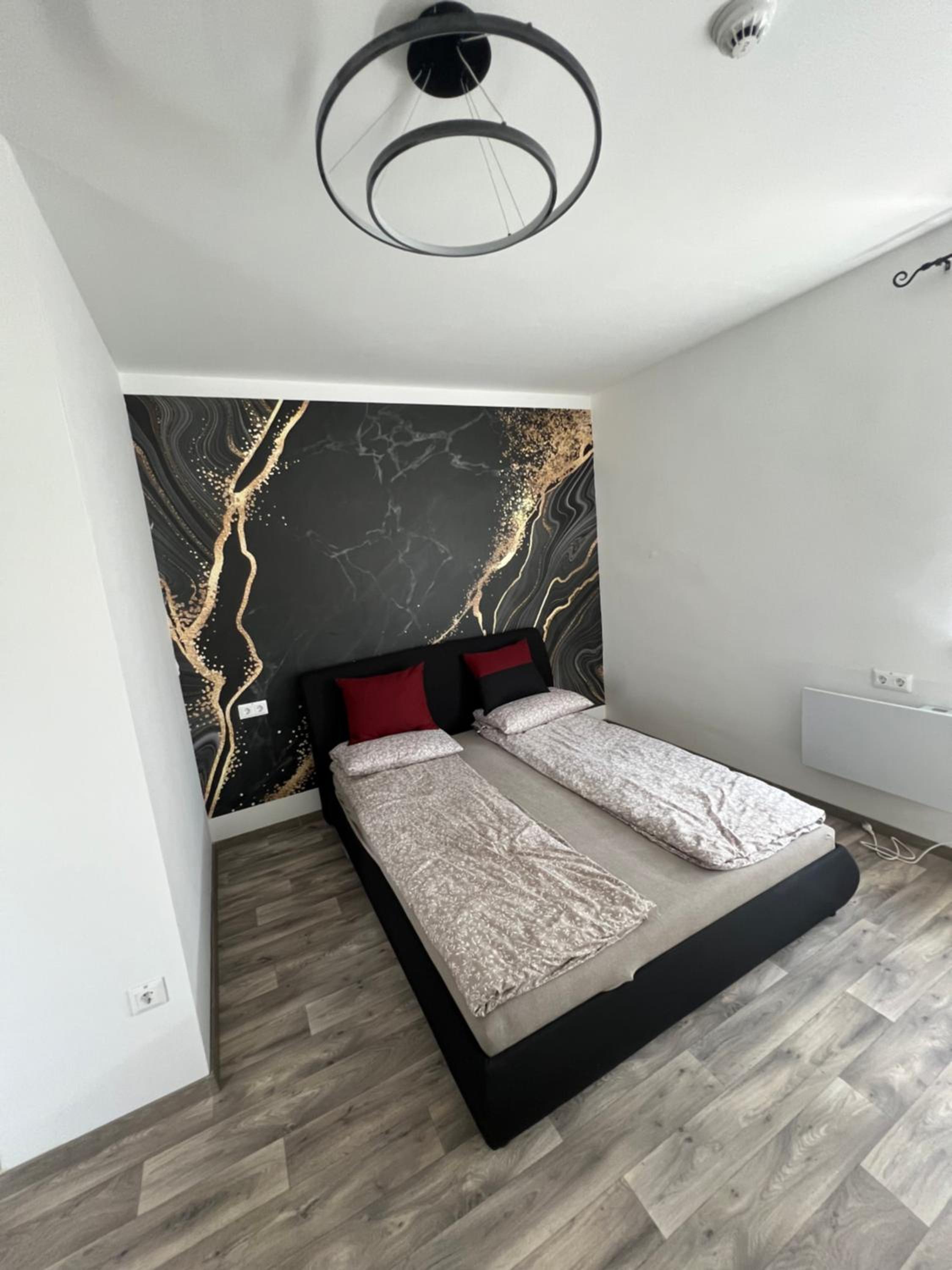 Standard Queen Room photo 2