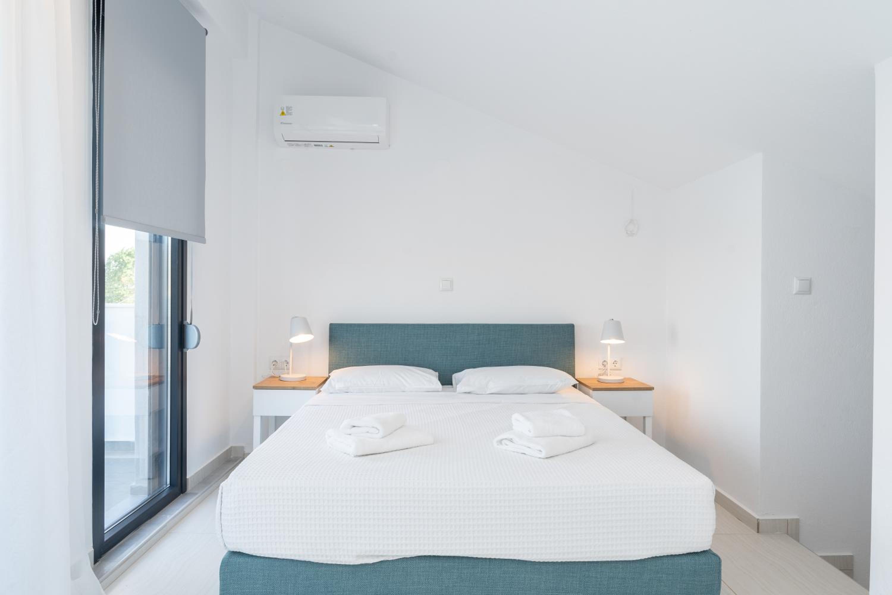 Three-Bedroom Villa photo 2