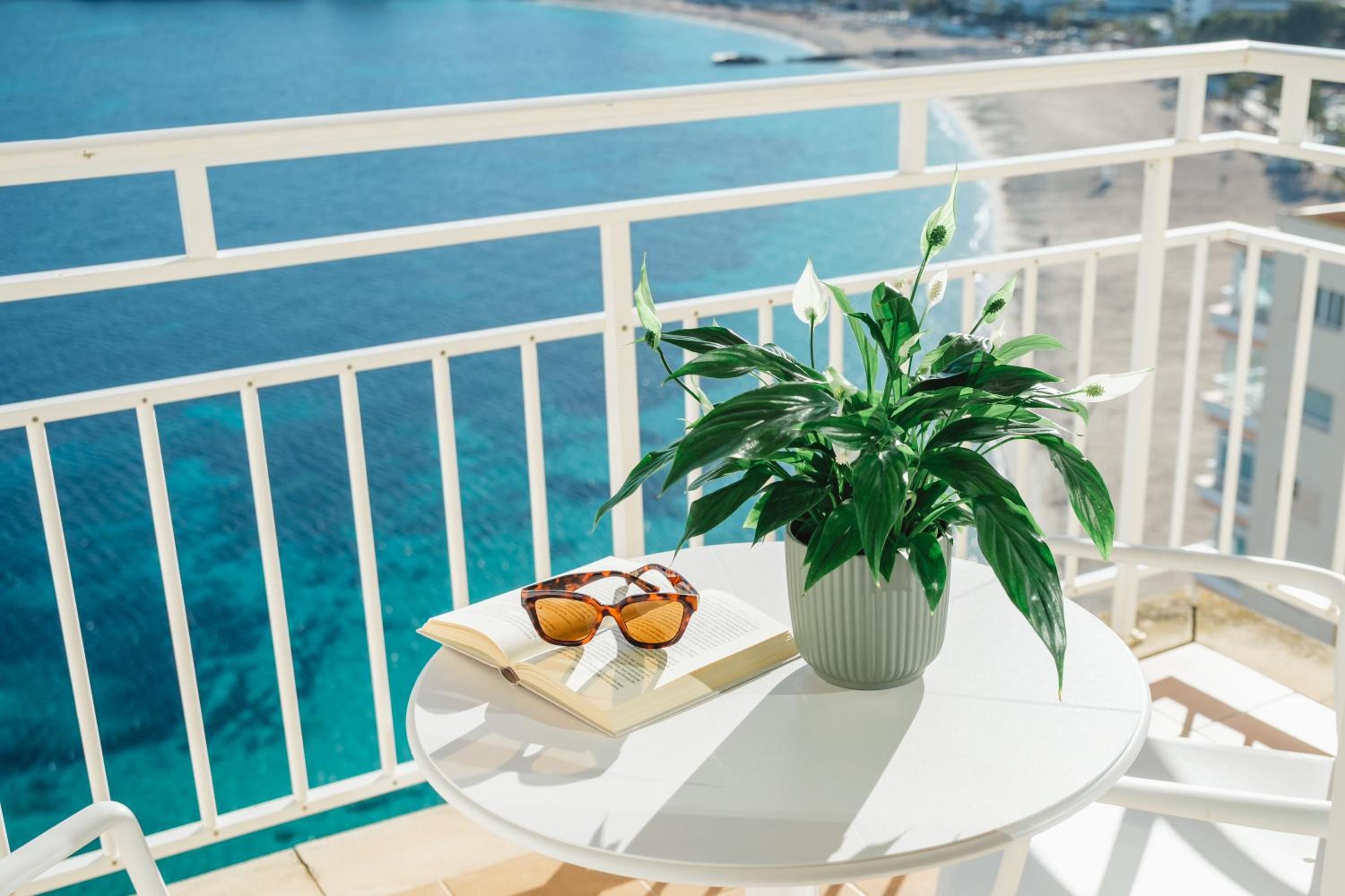 Double Room with Sea View photo 1