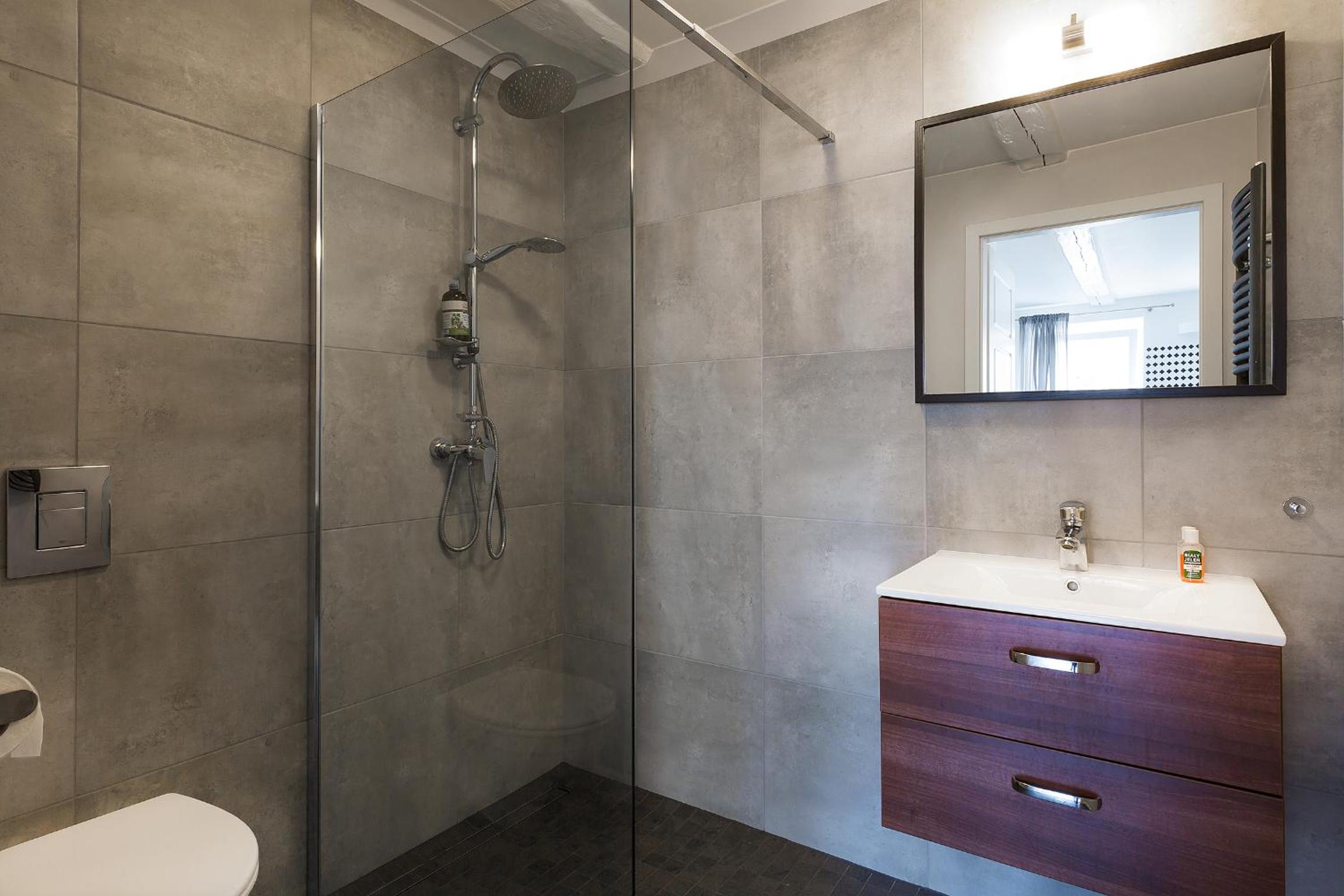 Standard Apartment - Photo 2