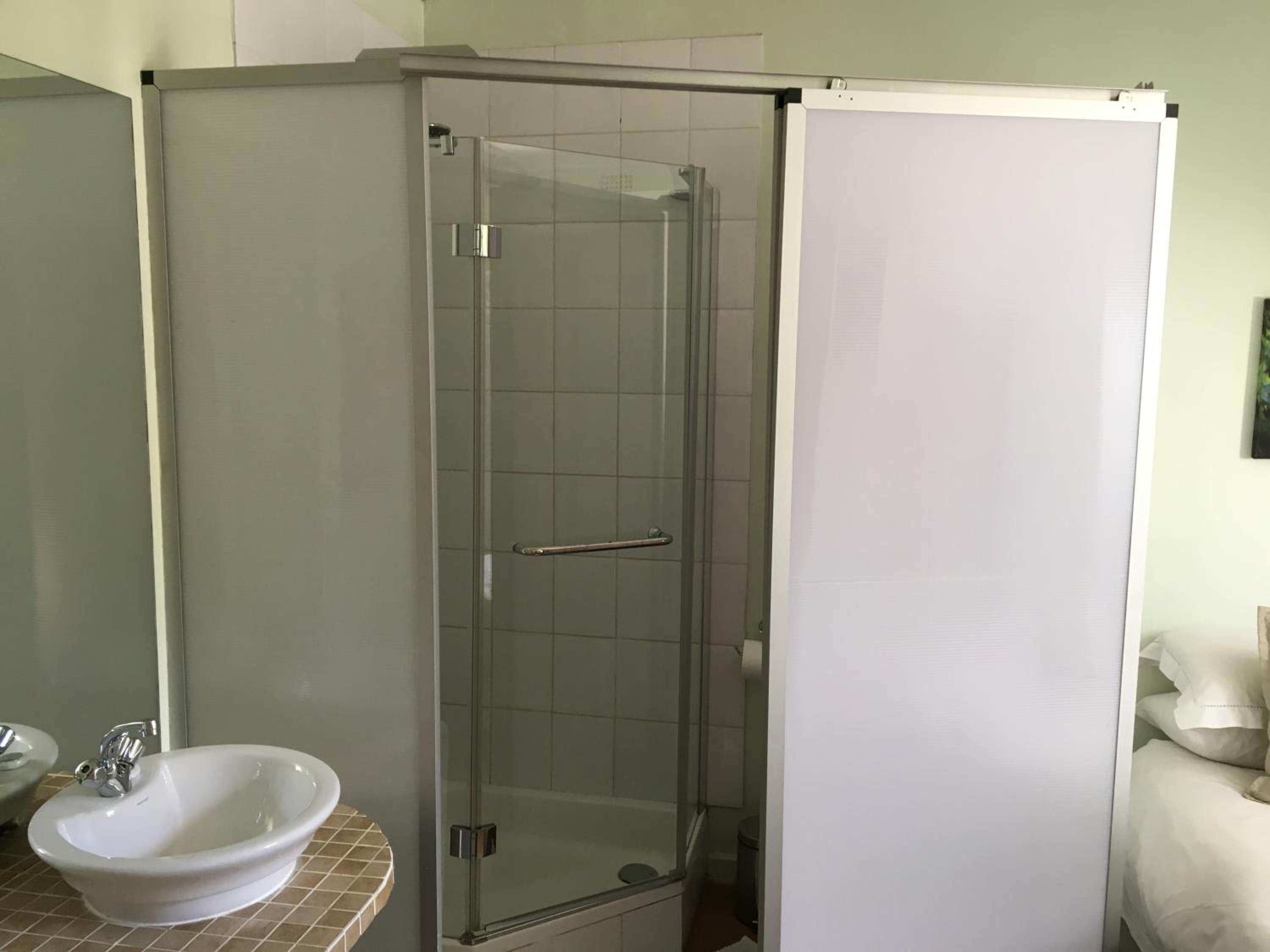 Budget Single Room photo 2