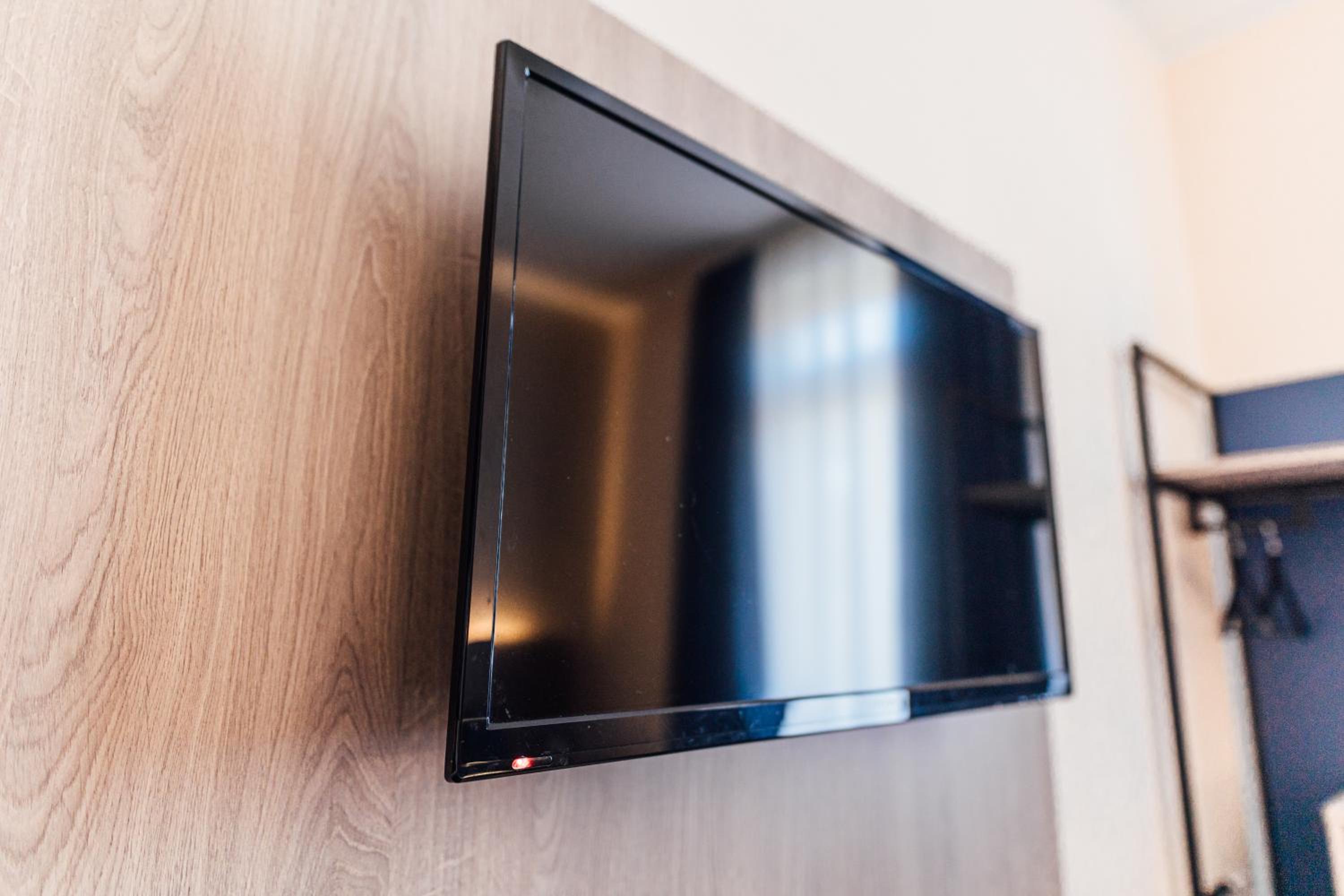 Standard Twin Room - Photo 10