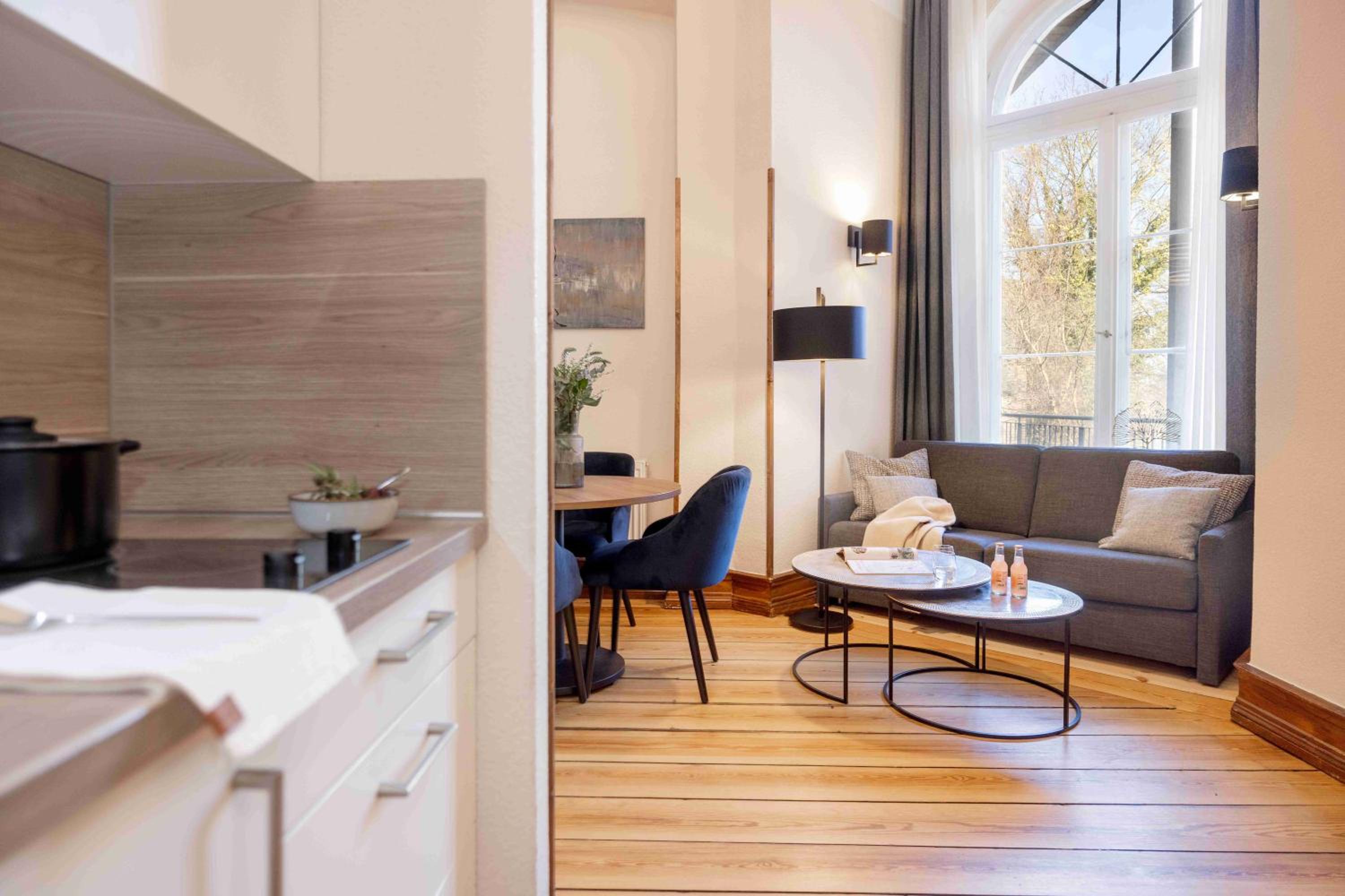 One-Bedroom Deluxe Apartment