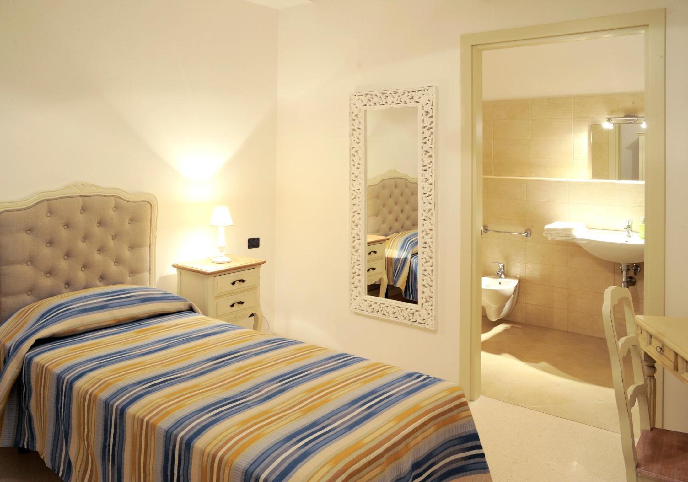 Superior Single Room photo 1