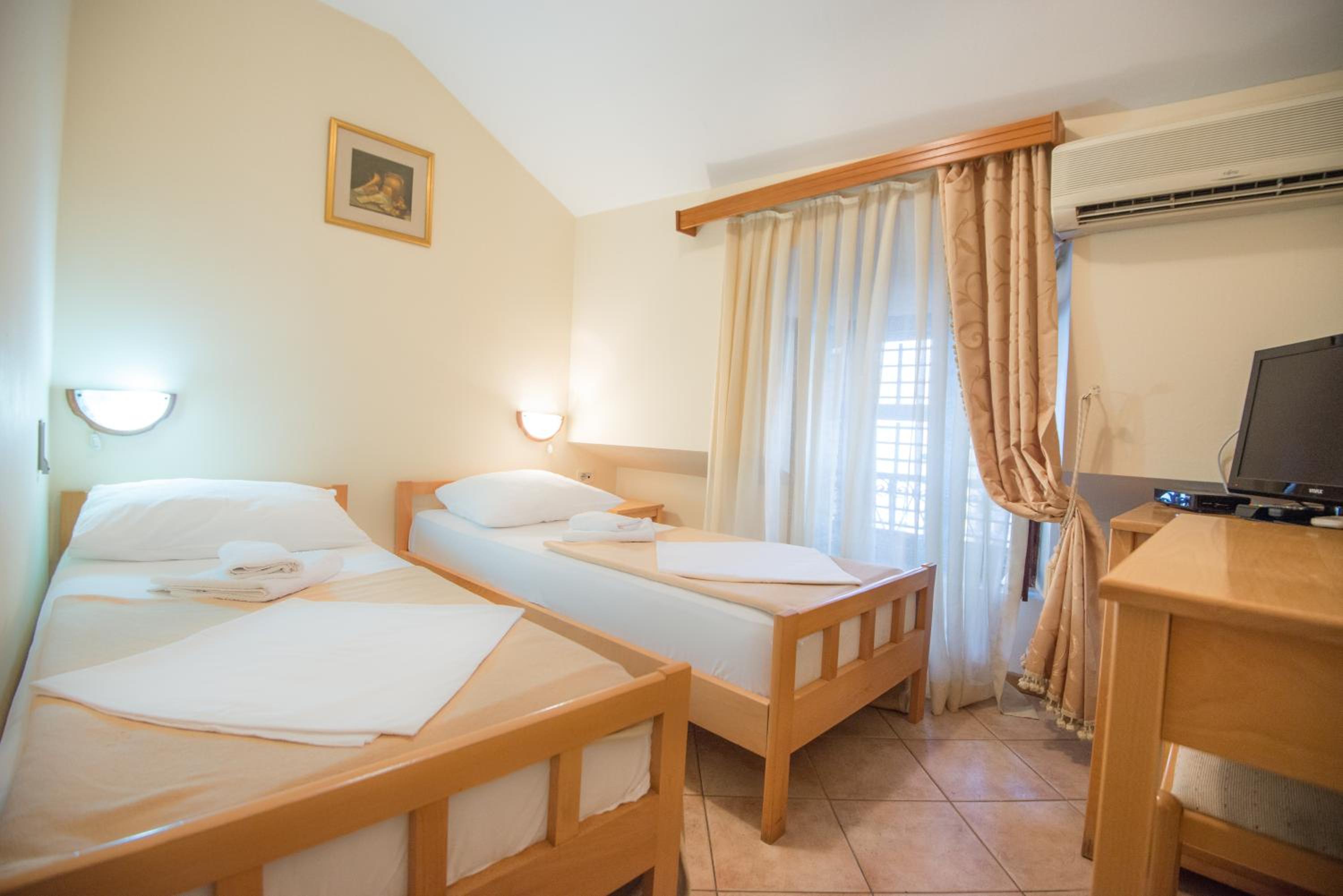 Twin Room photo 1