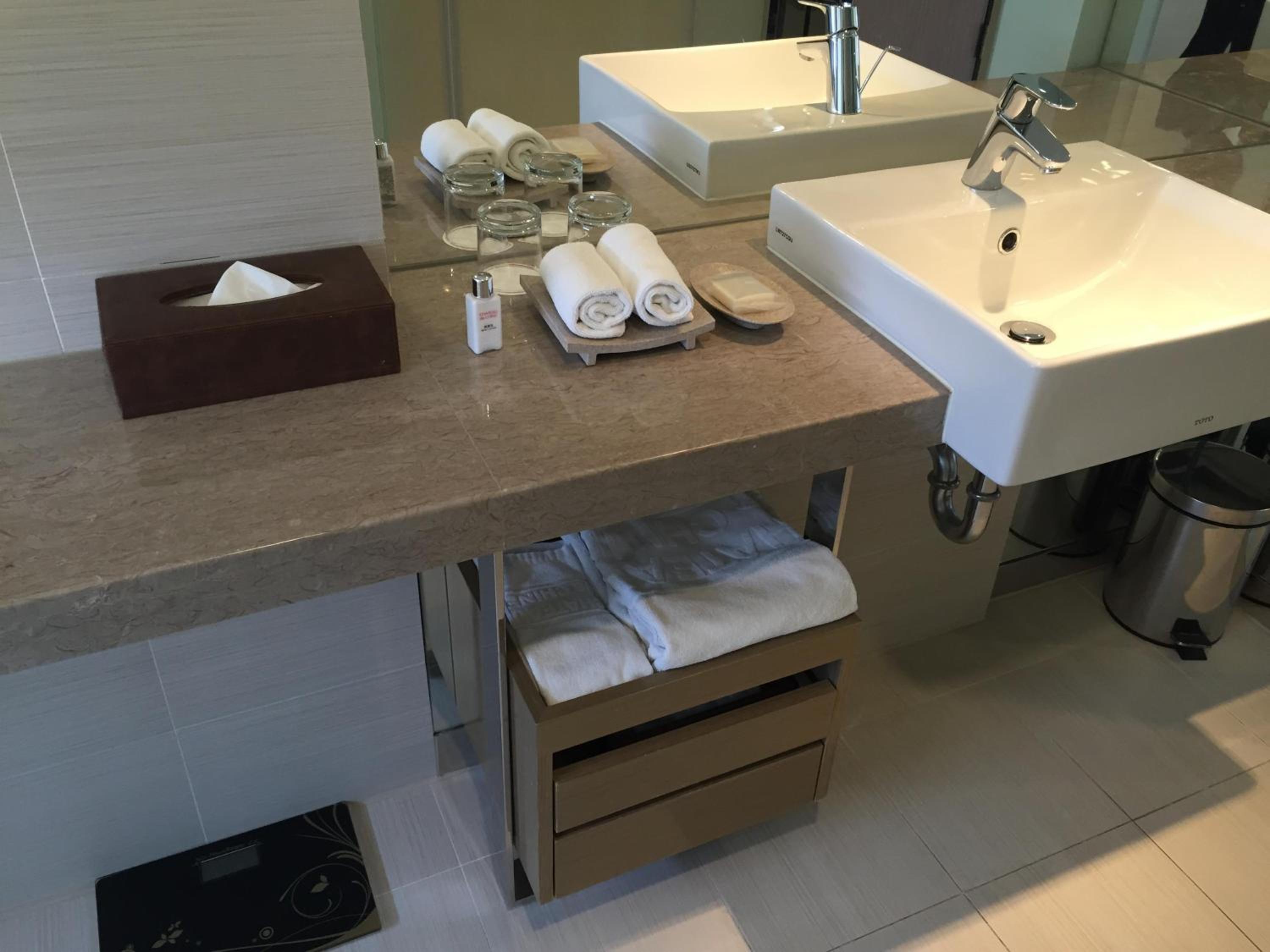 Deluxe Twin Room - Photo 3