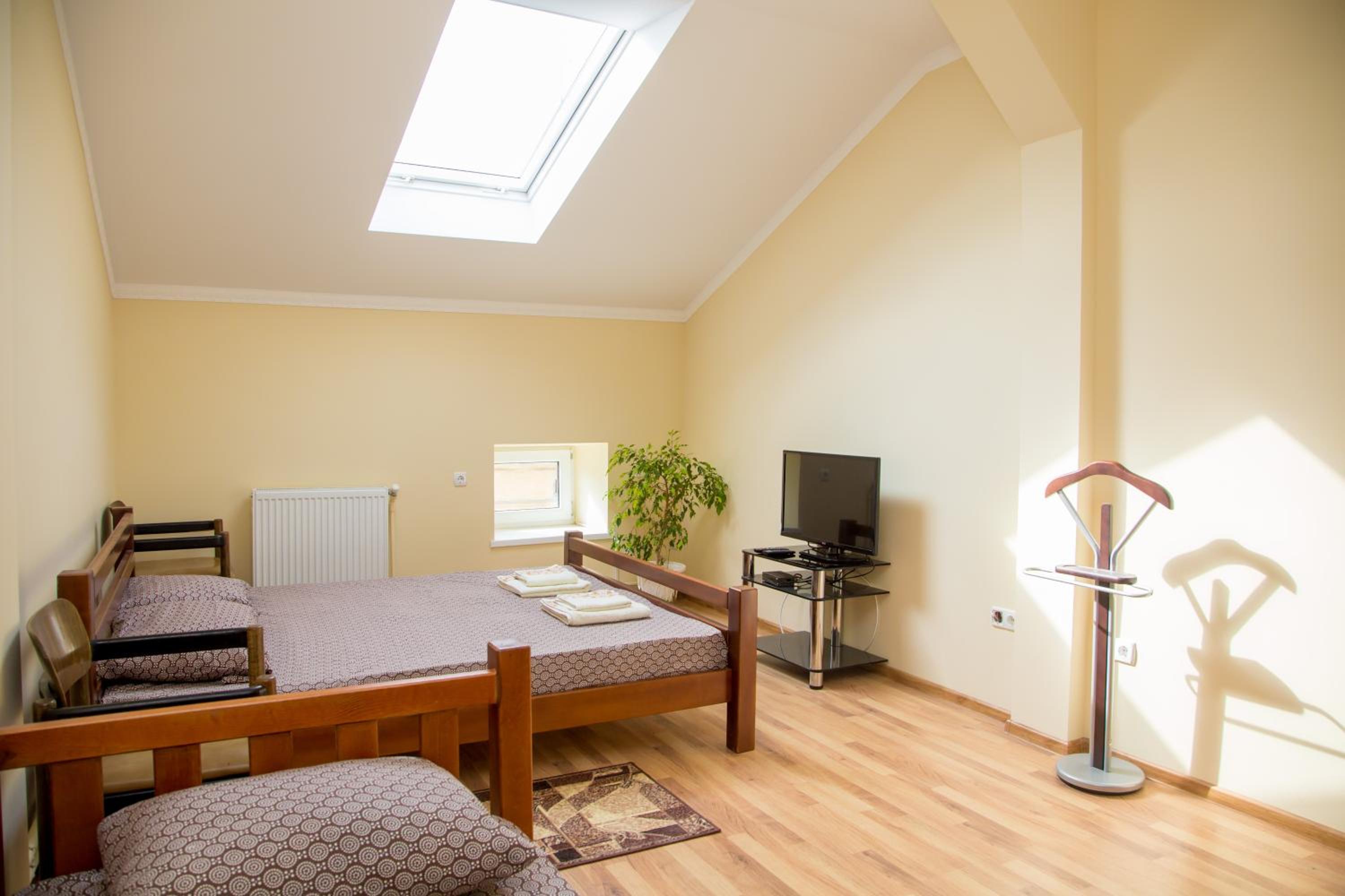 Standard Family Room photo 1