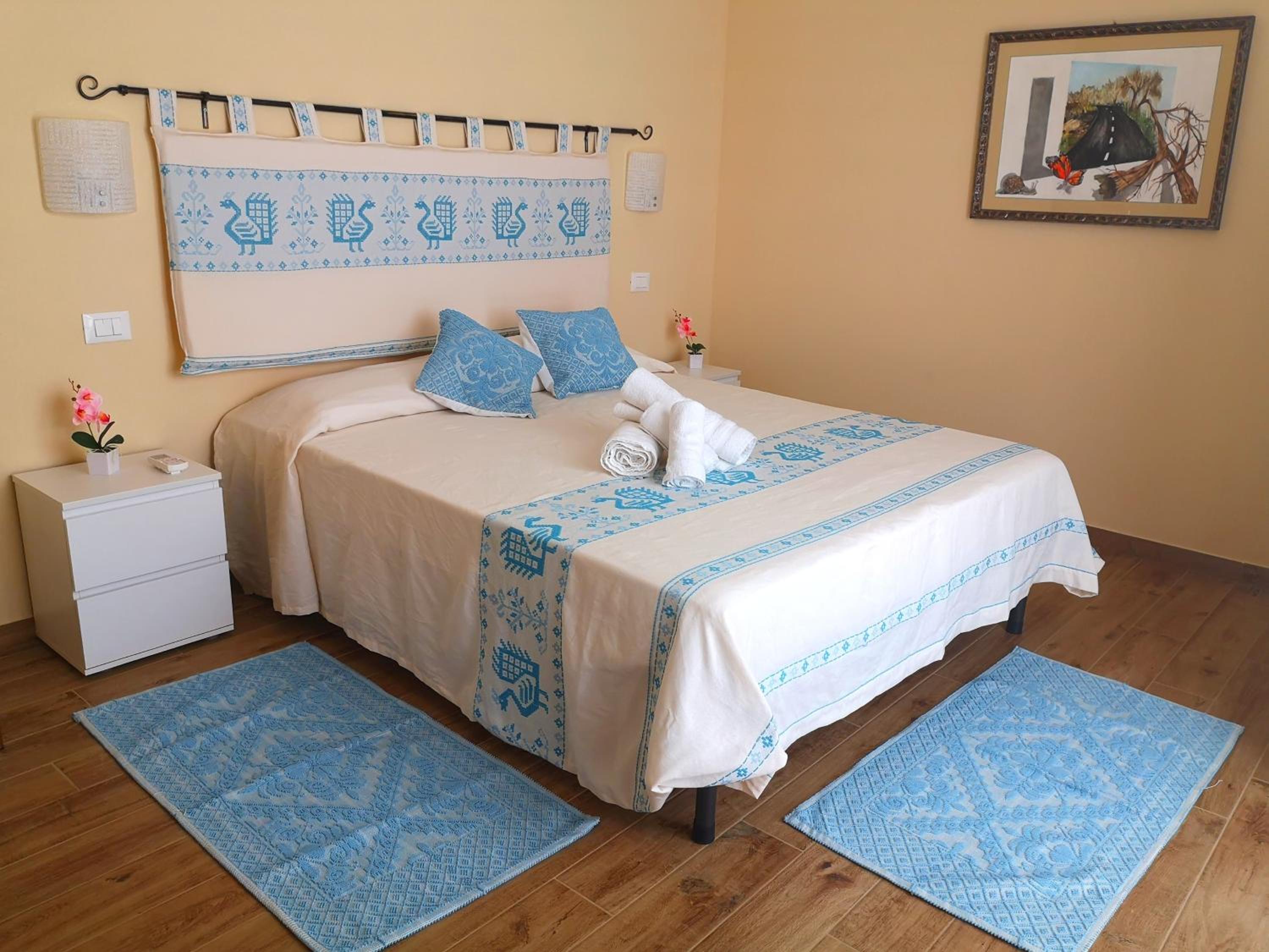 Double Room with Private Bathroom photo 1
