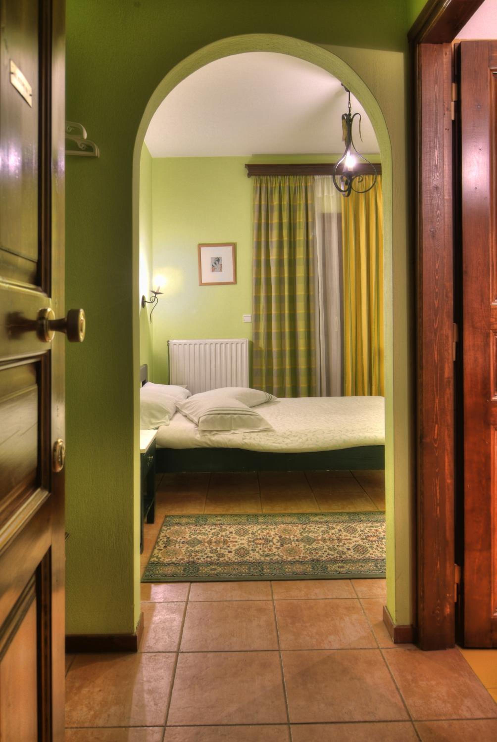 Double or Twin Room - Photo 1