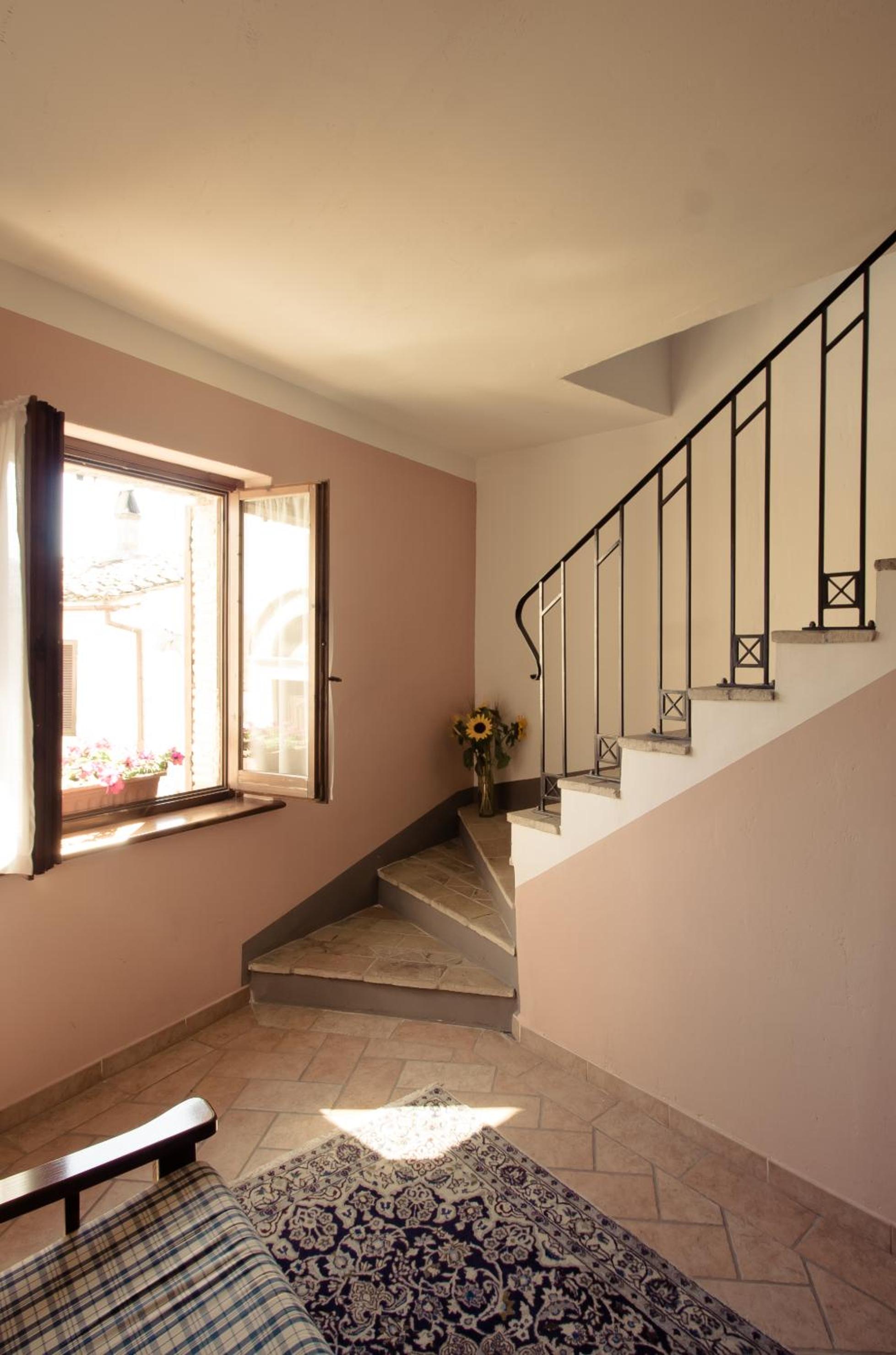 Superior Apartment with Balcony - Photo 23