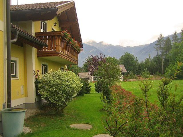 Apartment with Mountain View photo 2