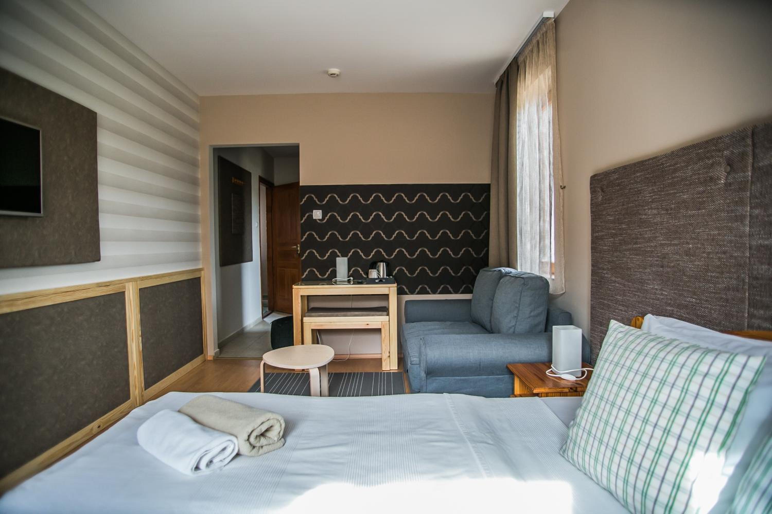 Double Room with Balcony photo 3